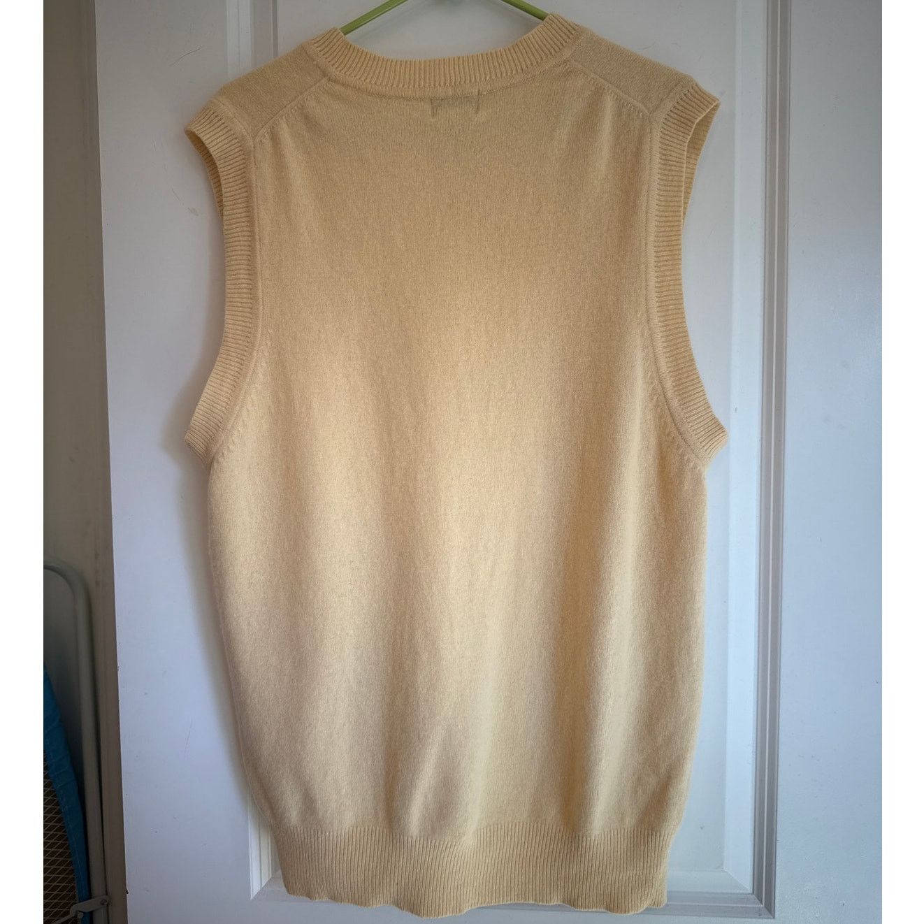 L.L. Bean Retro L.L. Bean Pale Yellow Sweater Vest Wool & Cashmere XL Size US XL / EU 56 / 4 - 3 Thumbnail