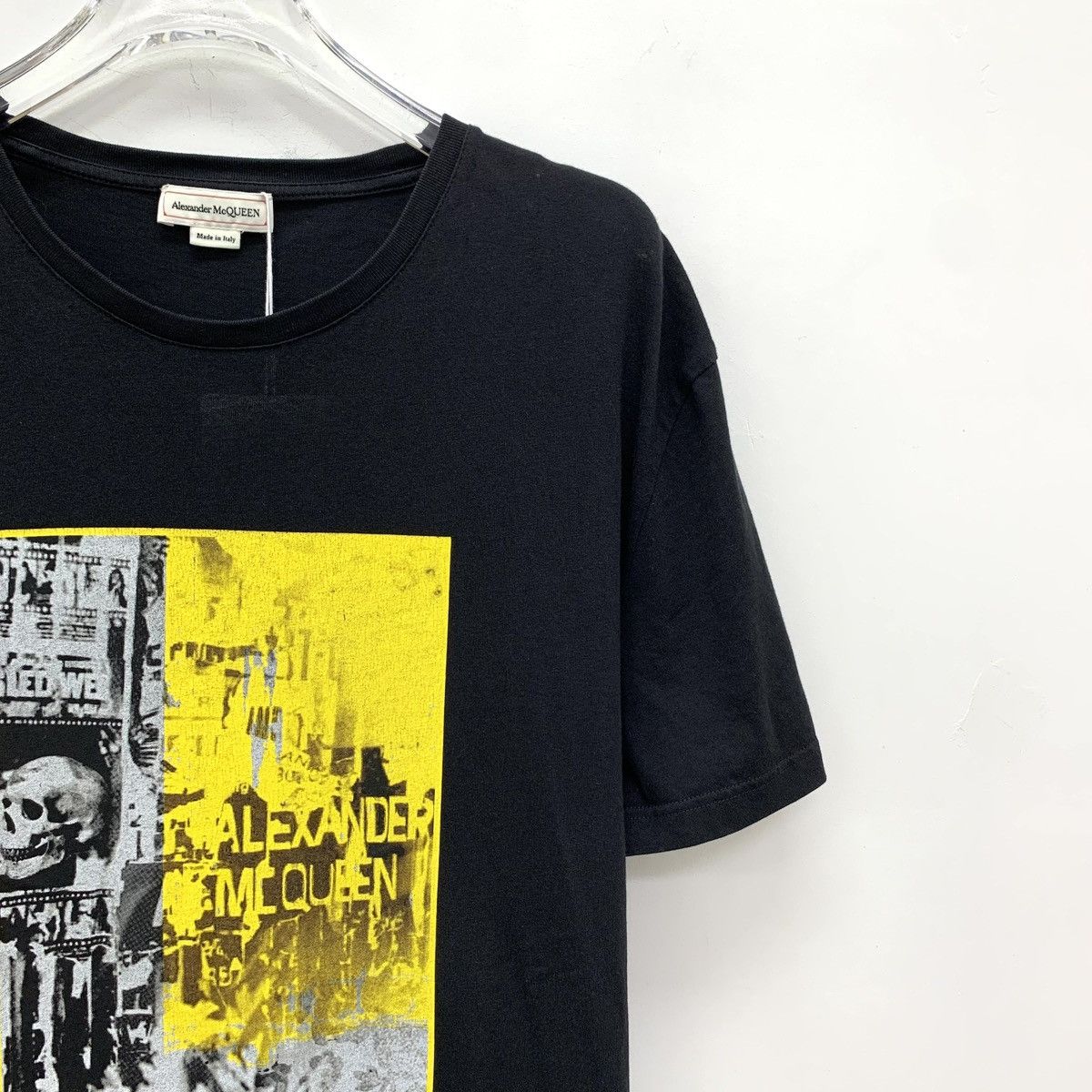 Alexander McQueen Alexander McQueen Abstract Print Short Sleeve T-Shirt K26WX Size US L / EU 52-54 / 3 - 3 Thumbnail