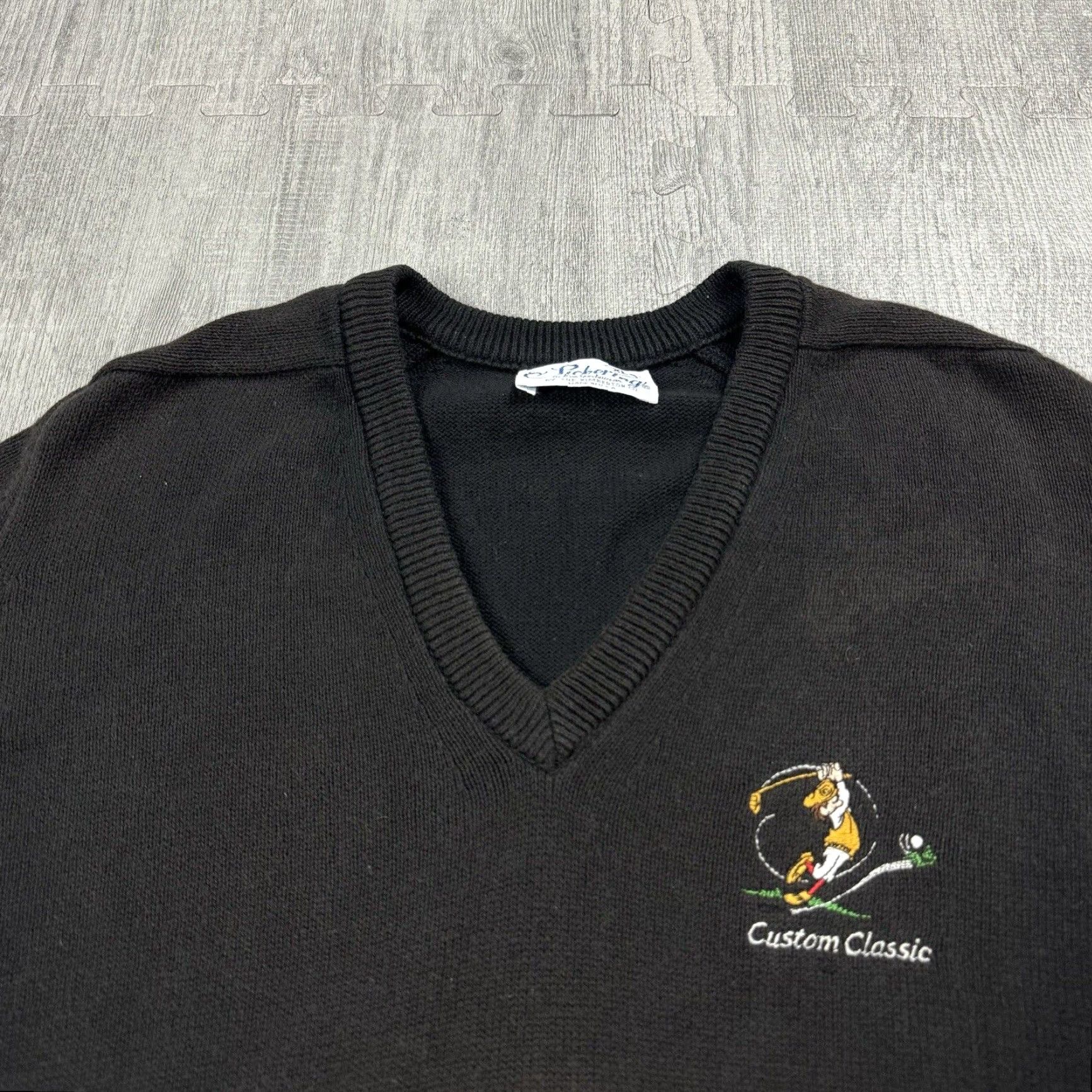 Vintage VINTAGE PICKERING GOLF SWEATER PULLOVER XL BLACK EMBROIDERED 80s MENS Size US XL / EU 56 / 4 - 2 Thumbnail
