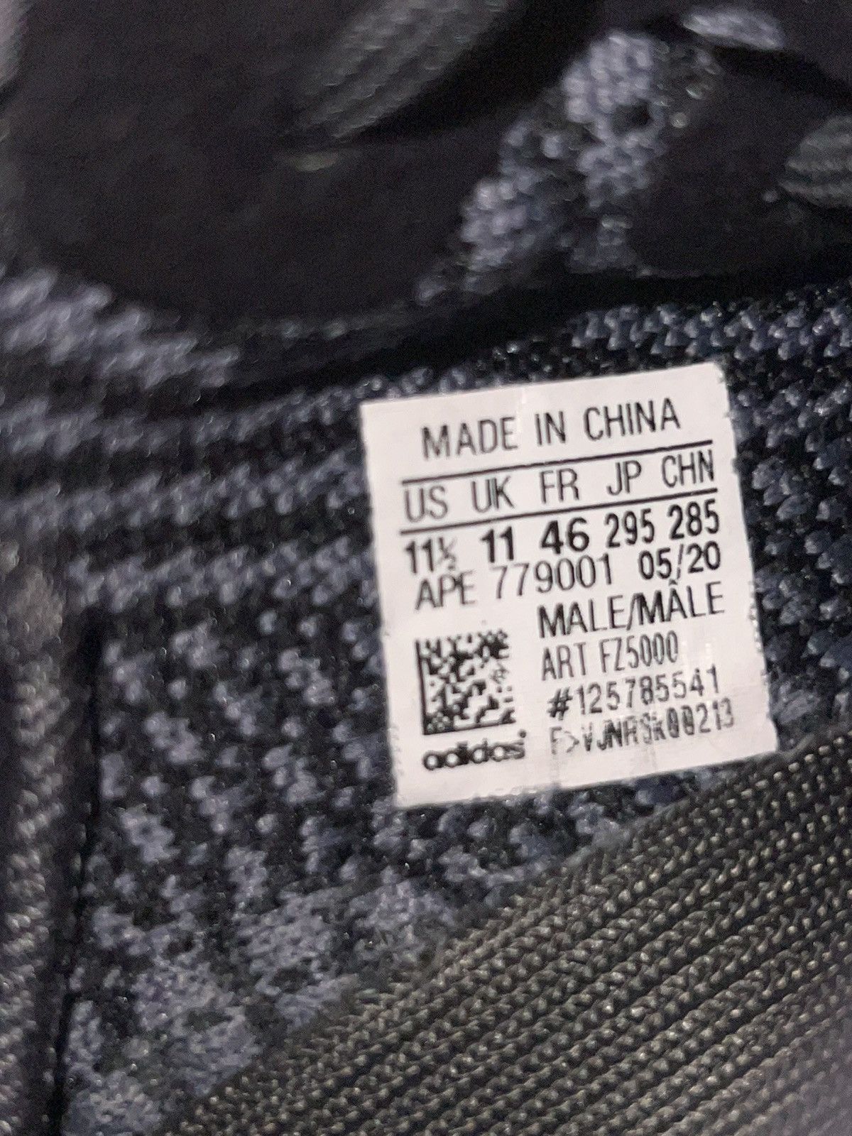 Adidas × Yeezy Yeezy Boost 350 V2 ‘Carbon’ Size US 11.5 / EU 44-45 - 8 Thumbnail