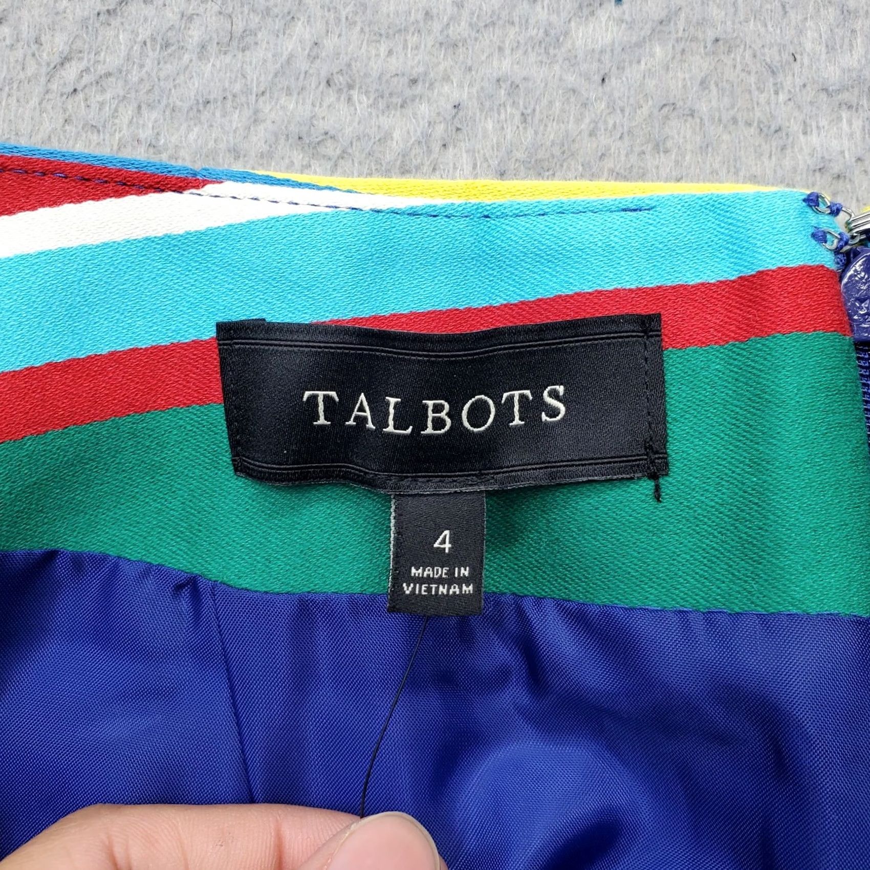 Talbots Talbots Women 4 Striped Straight & Pencil Skirt Lightweight Lined Back Zip Size 4 Multicolor Swing Casual Formal Party/Cocktail NWT Size 27" / US 4 / IT 40 - 6 Thumbnail
