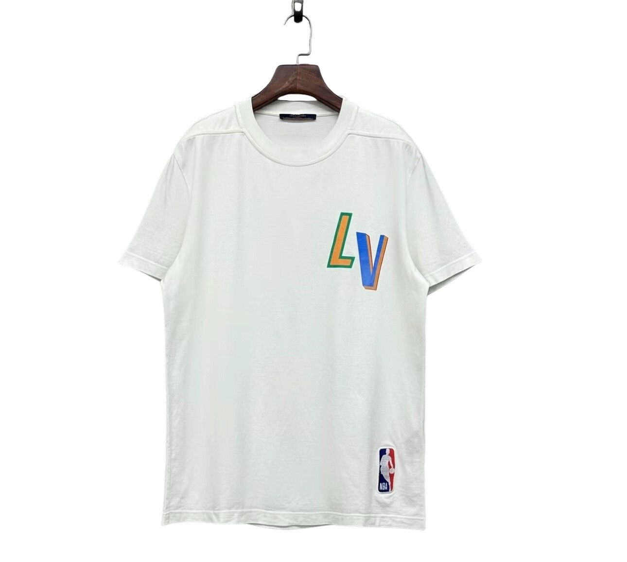 Louis Vuitton Louis Vuitton x NBA Multi-Logo T-Shirt Size M Size US M / EU 48-50 / 2 - 1 Thumbnail