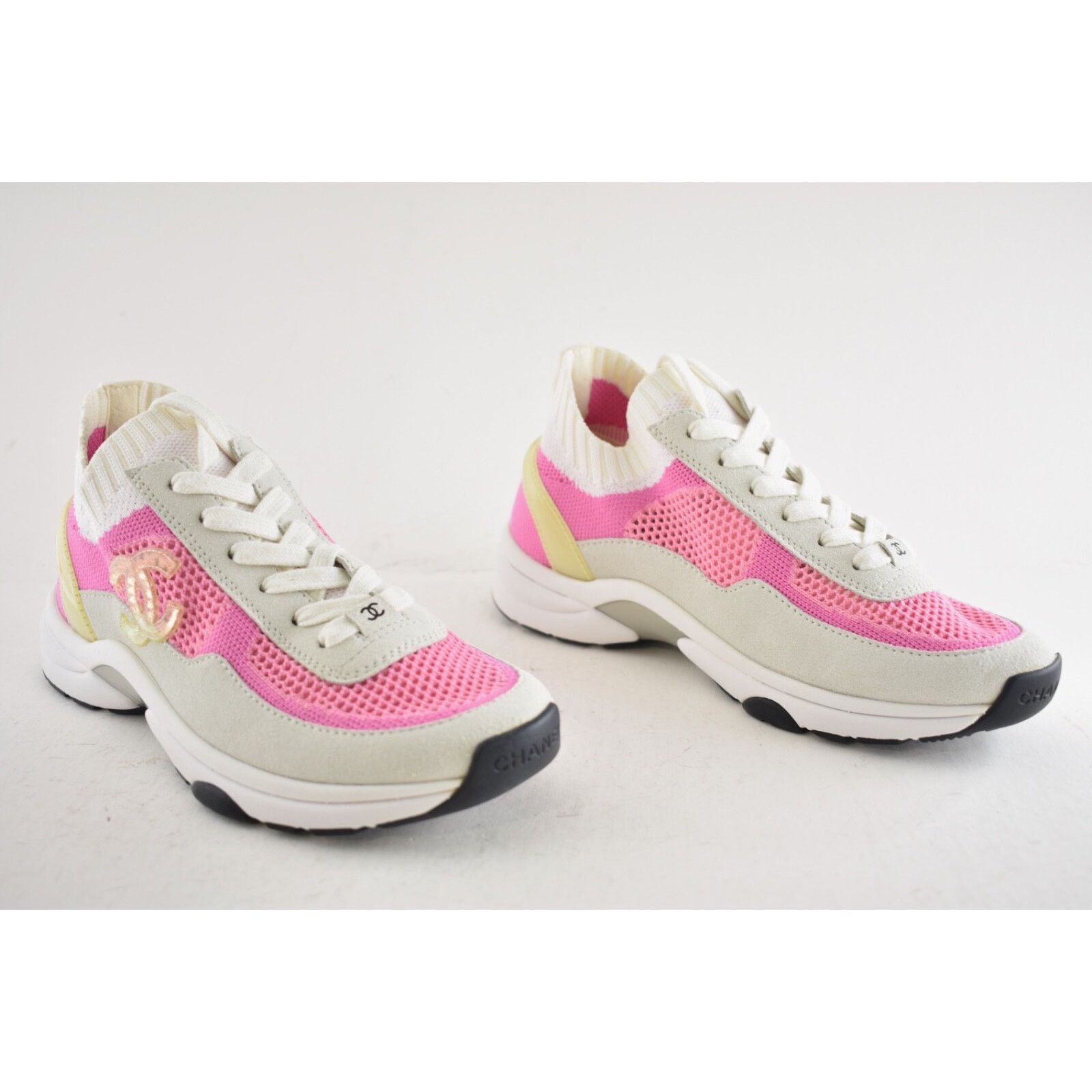 Chanel Chanel 20S White Knit Suede Lace Up Flat Runner Sneaker 37 Size US 7 / IT 37 - 3 Thumbnail