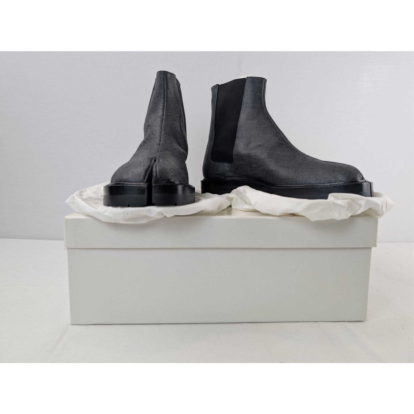 Maison Margiela o1rshd1 Tabi County Chelsea Boots in Black Size US 9 / EU 42 - 19 Thumbnail