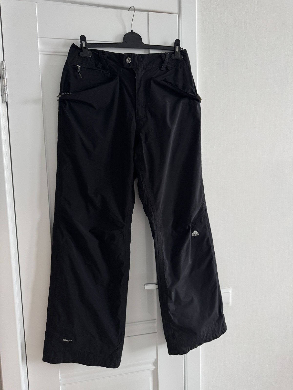 Nike ACG Nike ACG Nylon Pants Size US 33 - 1 Thumbnail
