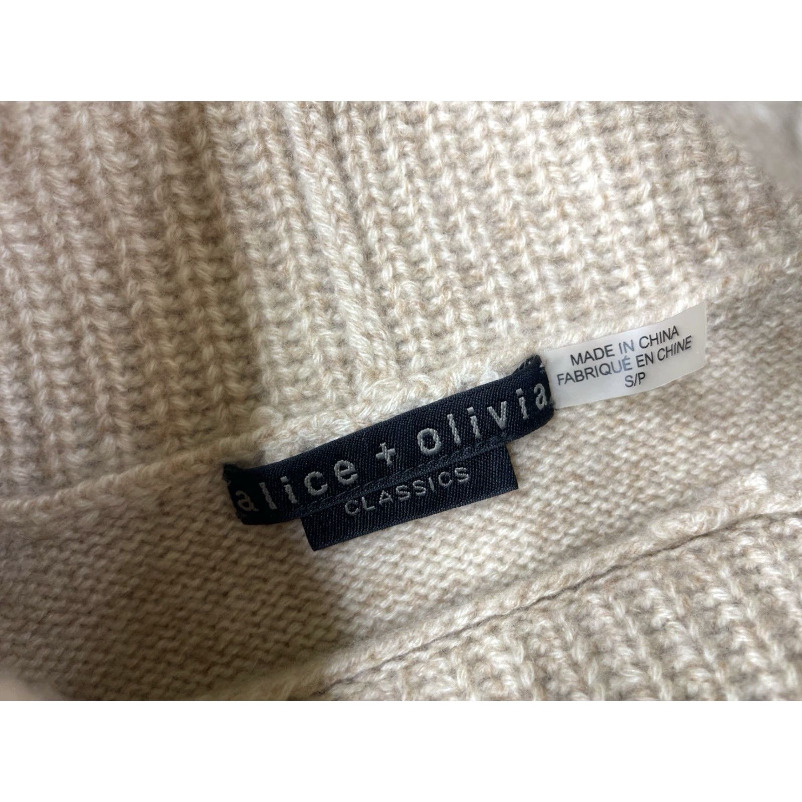 Alice + Olivia Alice + Olivia Classics Cashmere Blend Turtleneck Knit Crop Sweater Womens Small Size S / US 4 / IT 40 - 2 Thumbnail