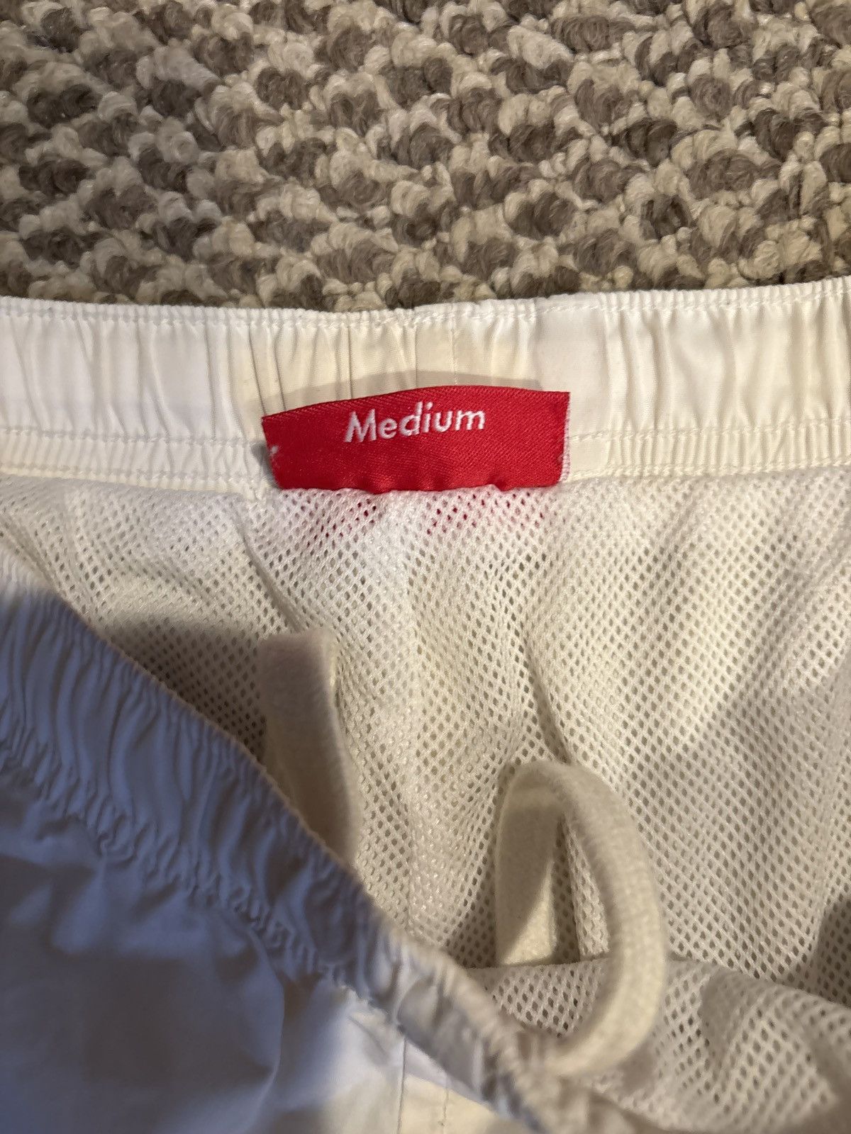Supreme Supreme nylon pants Size US 39 - 2 Thumbnail