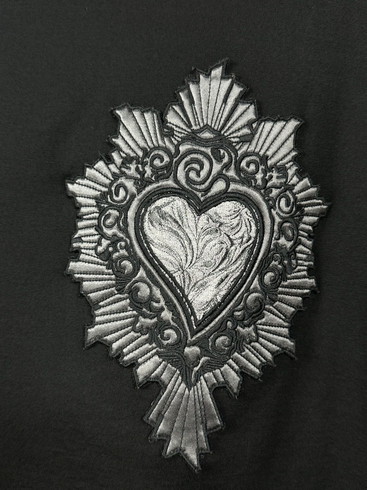 Dolce & Gabbana Dolce & Gabbana Black Sacred Heart Fringe Trim T-Shirt Size US M / EU 48-50 / 2 - 9 Thumbnail