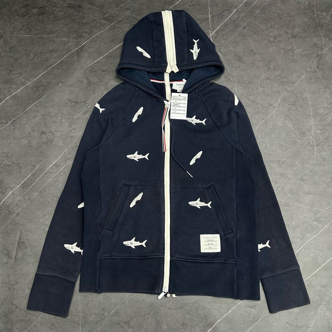Thom Browne Thom Browne Shark Zip Hoodie Navy Blue Size US XL / EU 56 / 4 - 1 Thumbnail