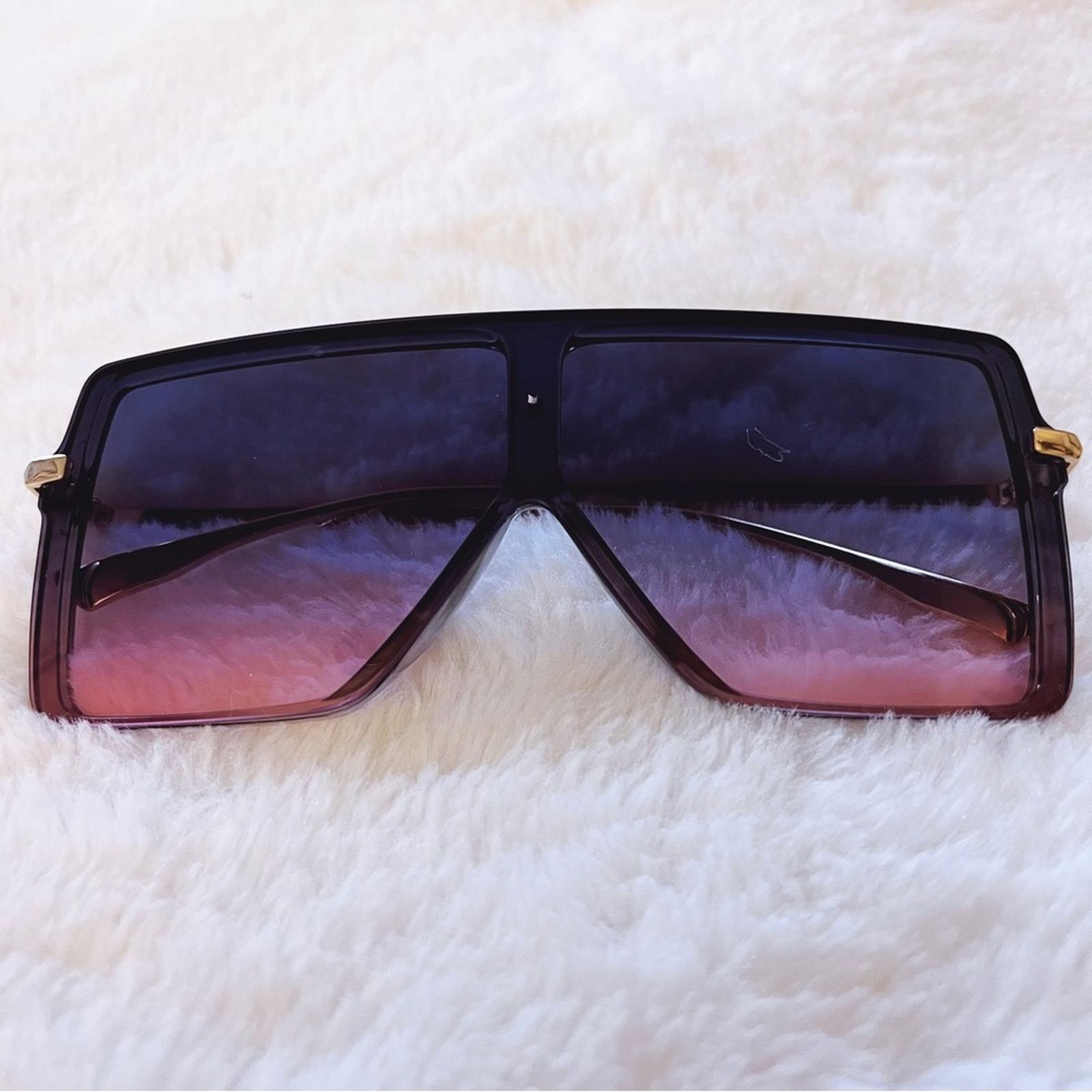Other Ariel Blue & Pink Rectangle Full Frame Sunglasses Size ONE SIZE - 1 Thumbnail