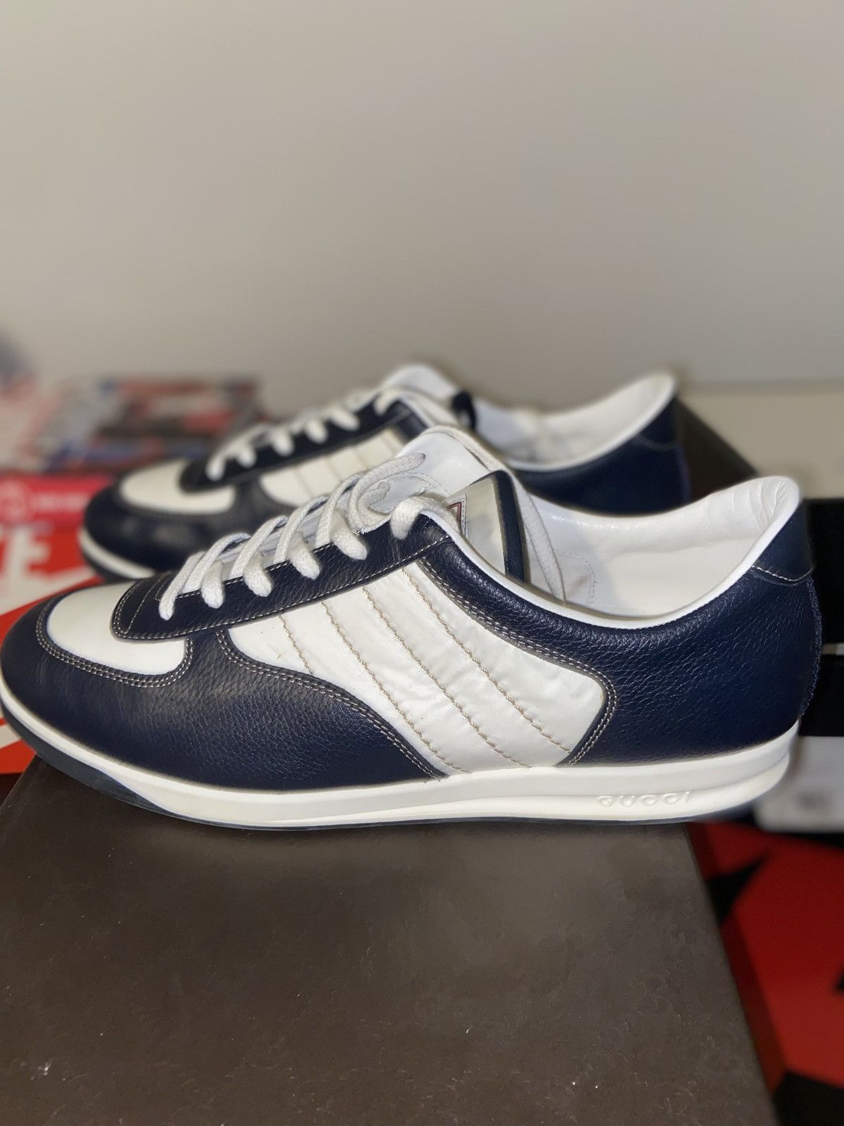 Gucci Gucci Low Top Leather Sneakers Navy Size US 12 / EU 45 - 6 Thumbnail