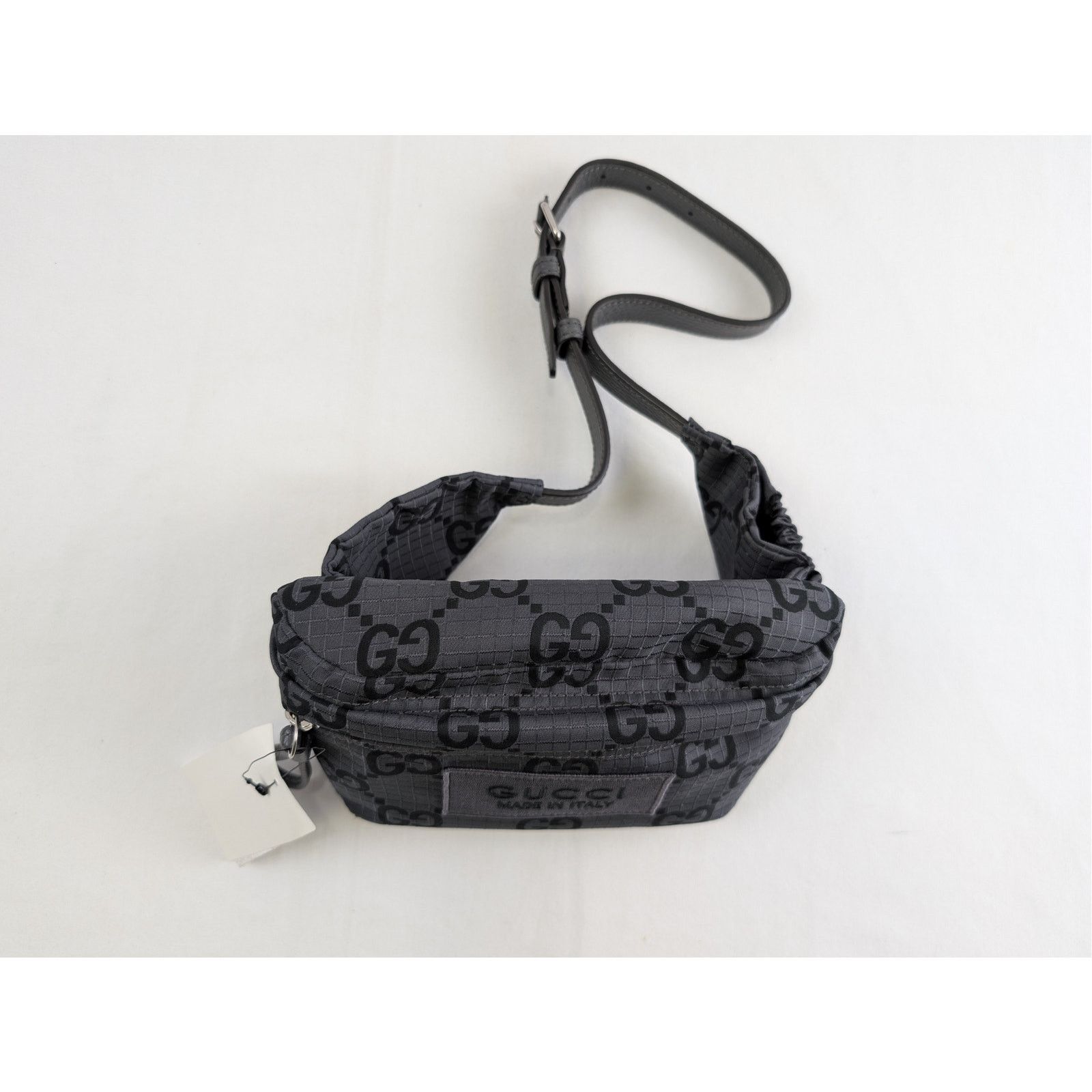 Gucci o1rshd1 Size: 95 / Belt Bag GG in Grey Size ONE SIZE - 12 Thumbnail
