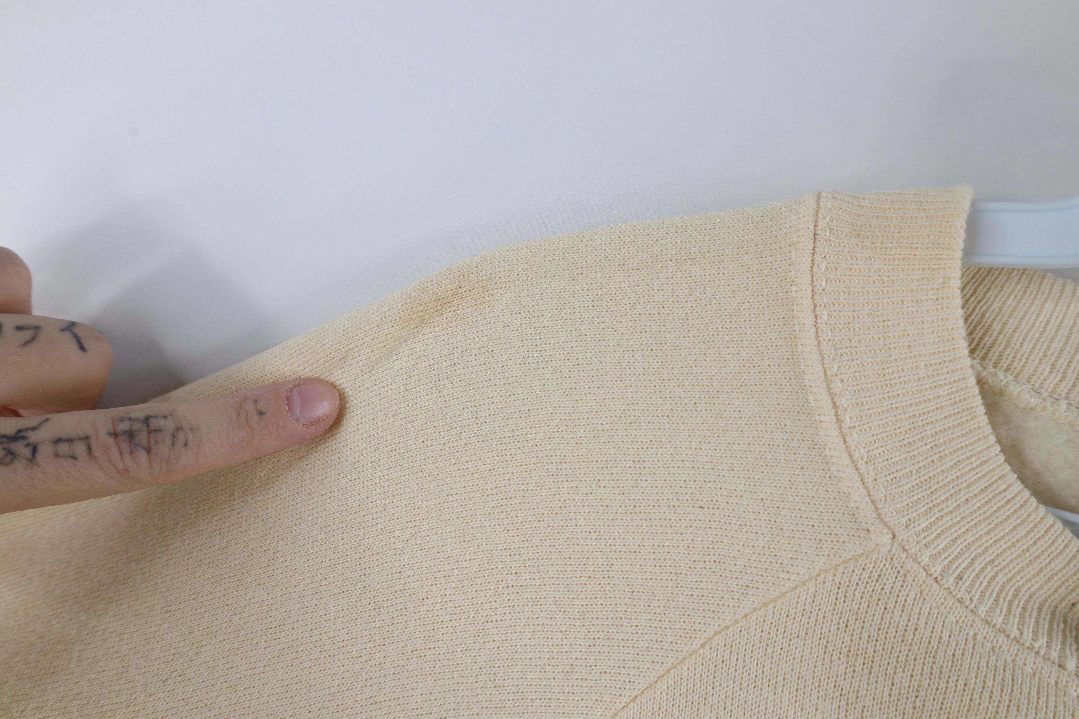 Vintage Vintage 90s Streetwear Blank Crewneck Sweatshirt Beige USA Size L / US 10 / IT 46 - 5 Thumbnail