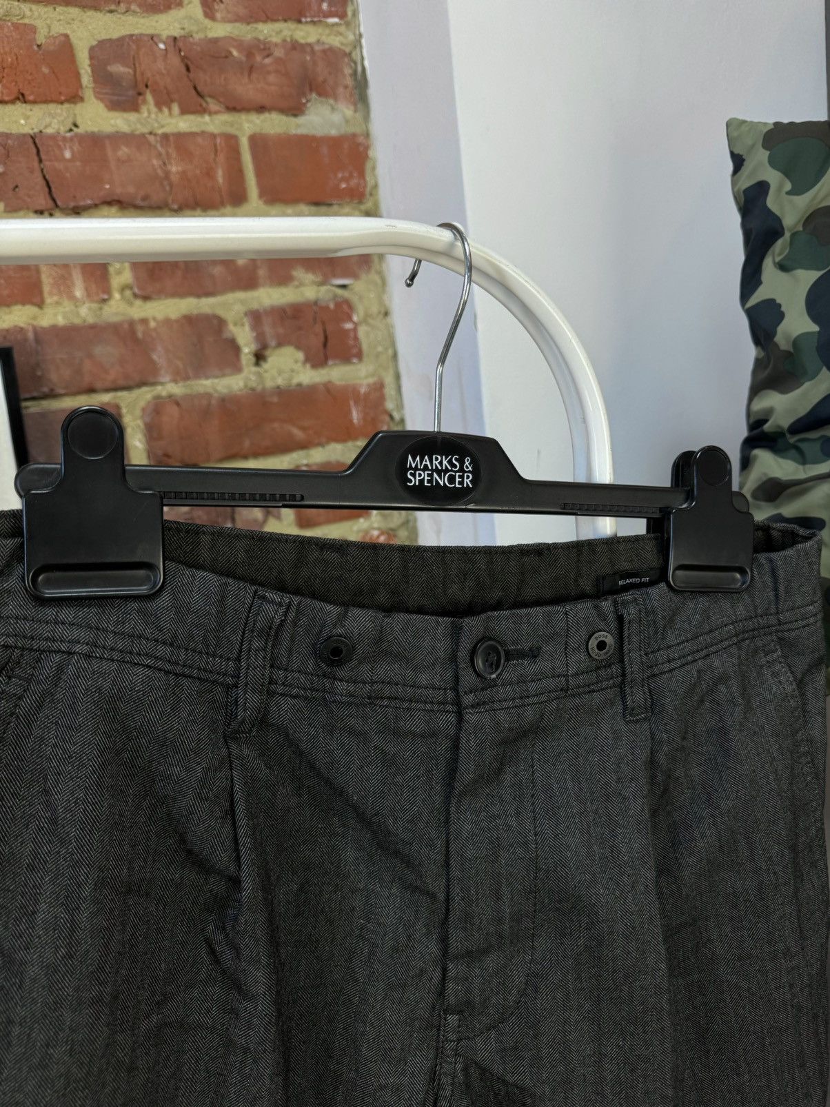 Hugo Boss HUGO BOSS Dark Grey Striped Lightweight Casual Cropped Pants Size US 31 - 9 Thumbnail