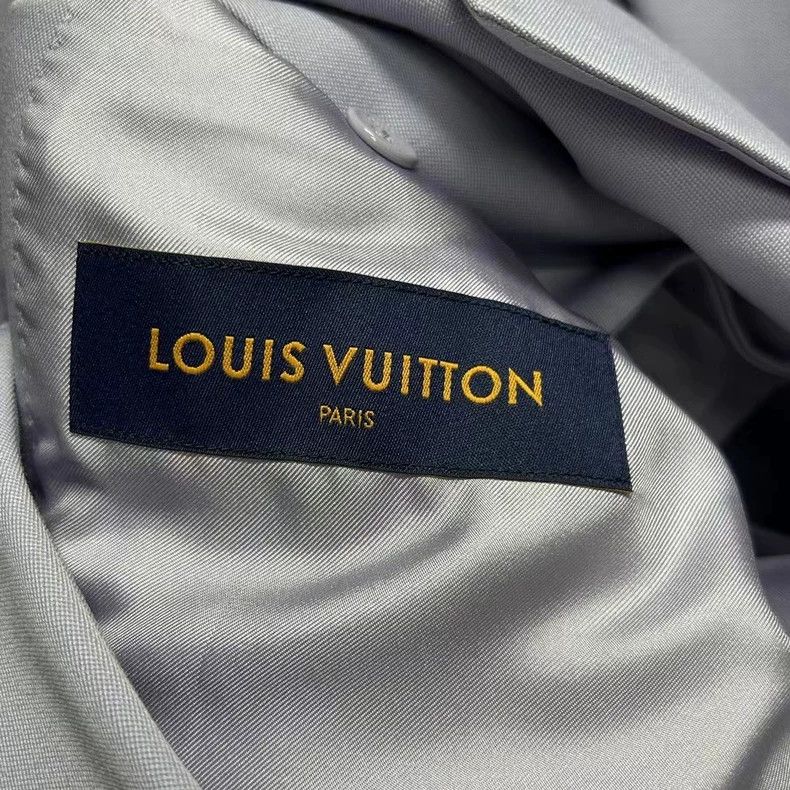Louis Vuitton Louis Vuitton Taro belted layover logo jacket Size US L / EU 52-54 / 3 - 4 Thumbnail