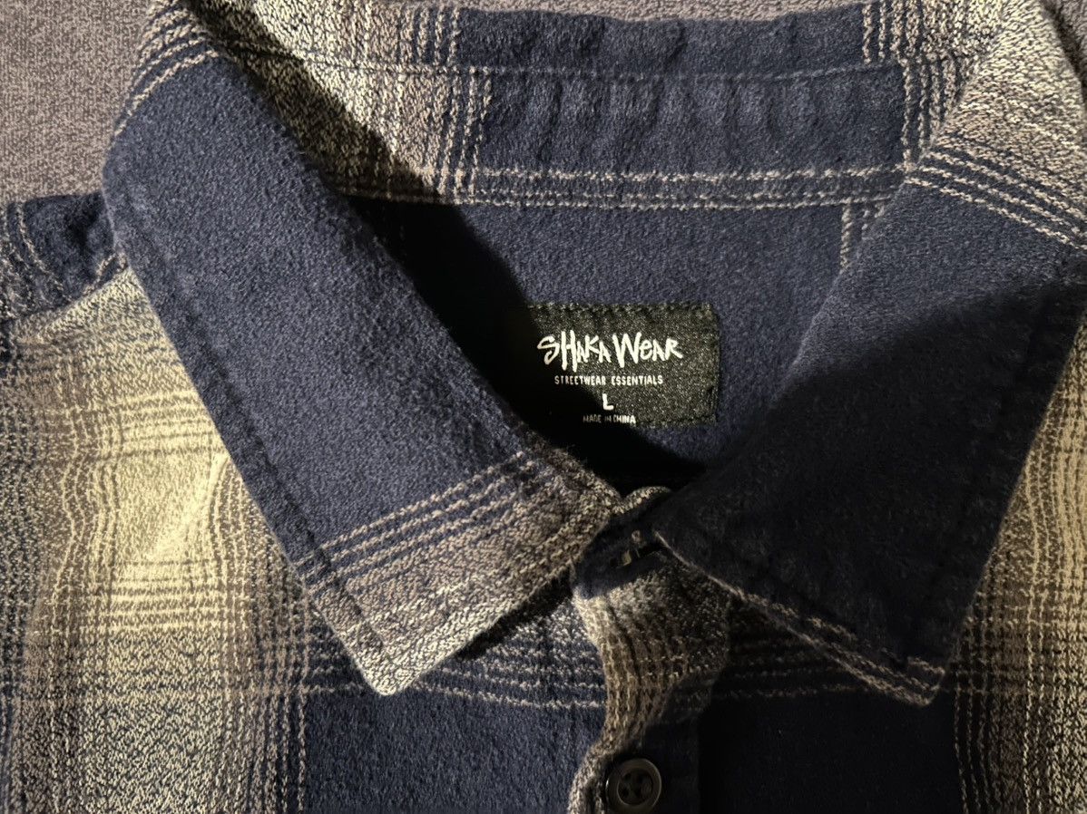 Other Shaka Blue Plaid button-up shirt Size US L / EU 52-54 / 3 - 2 Thumbnail