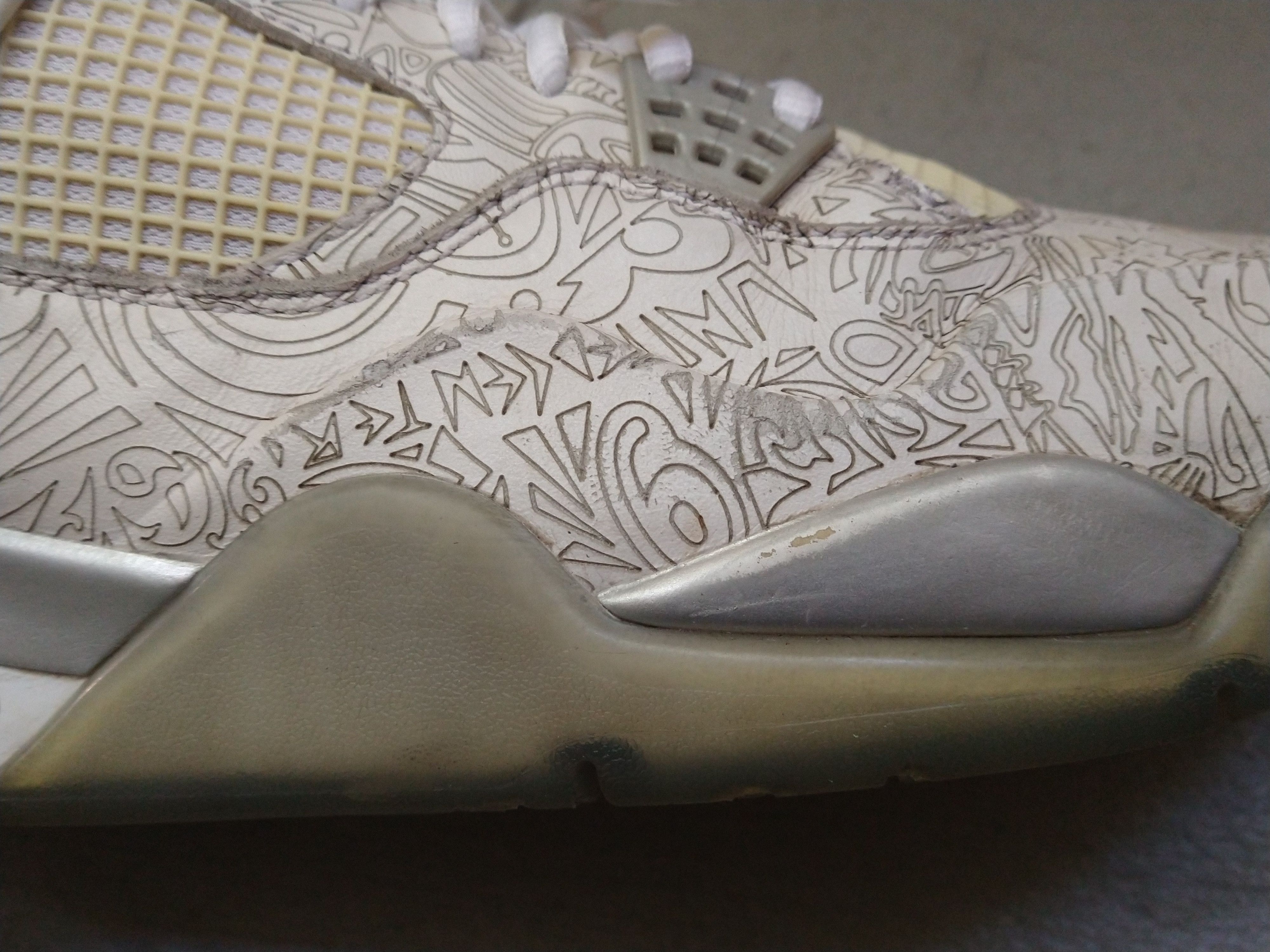Jordan Brand × Nike Nike Air Jordan 4 Retro 30th Anniversary Laser 12 705333-105 Size US 12 / EU 45 - 9 Thumbnail