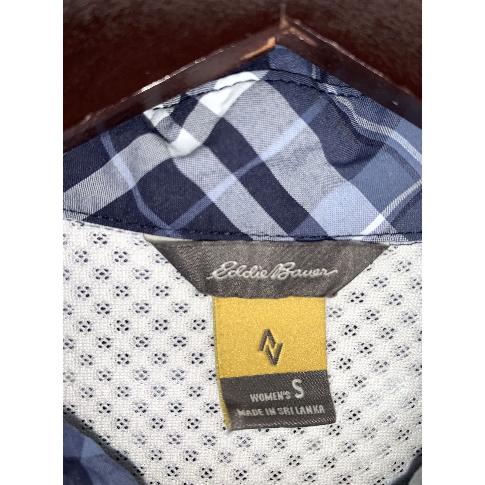 Eddie Bauer Eddie Bauer Womens Blue Plaid Nylon Button Front Tank Top Sz S-6515 Shirt Womens S Blue Plaid Nylon Button Front Tank Top Size S / US 4 / IT 40 - 4 Thumbnail