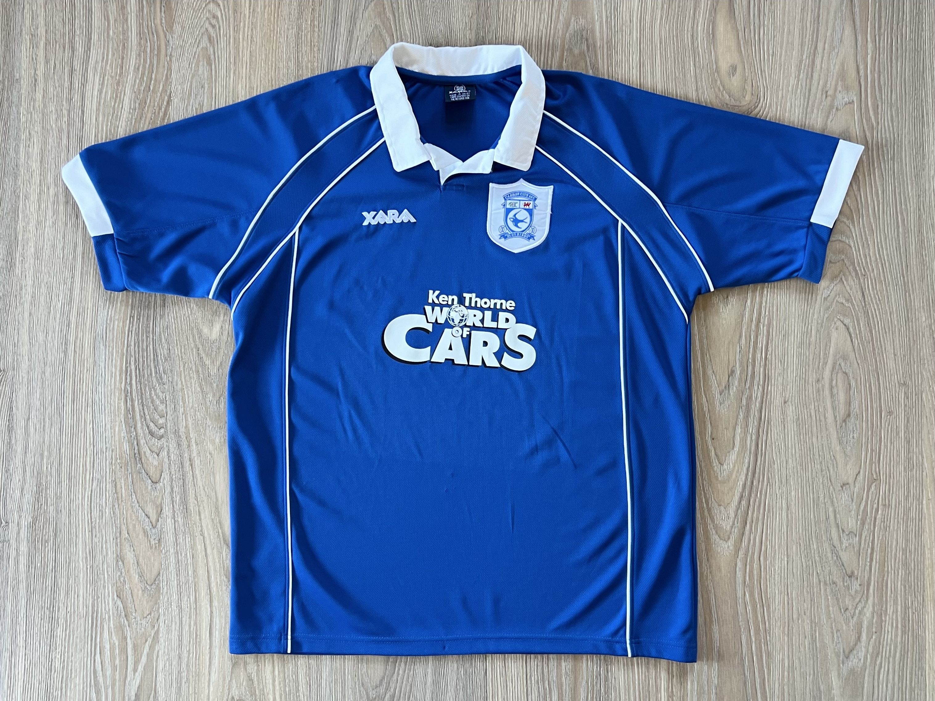 Vintage Vintage Xara Cardiff Home Football Shirt 2000-2001 Size US L / EU 52-54 / 3 - 3 Thumbnail