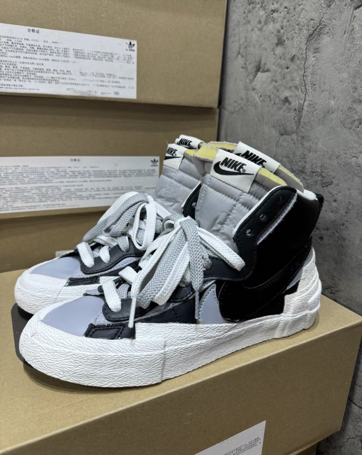 Nike Nike x Sacai Blazer Mid, Deconstructed K37 Size US 7.5 / IT 37.5 - 2 Thumbnail