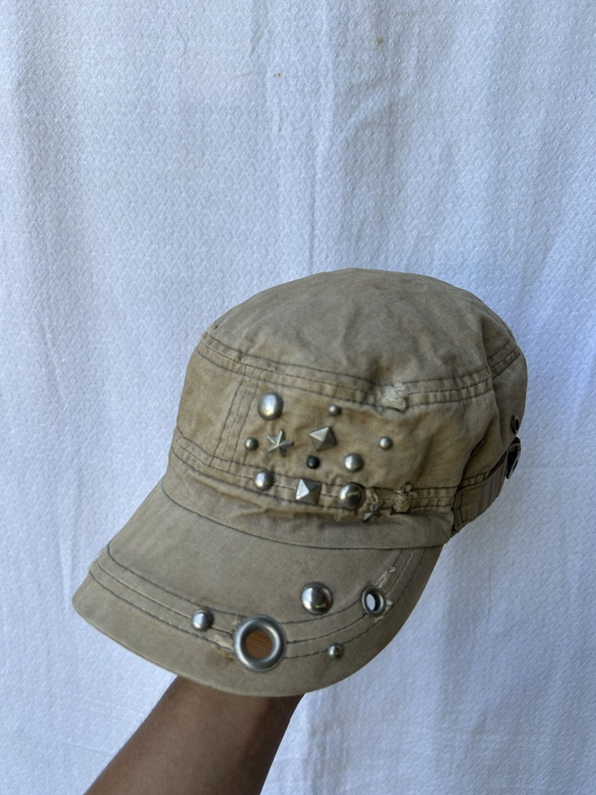 If Six Was Nine × Japanese Brand × Le Grande Bleu (L.G.B.) Distresssed gothic studded style hats Size ONE SIZE - 1 Thumbnail