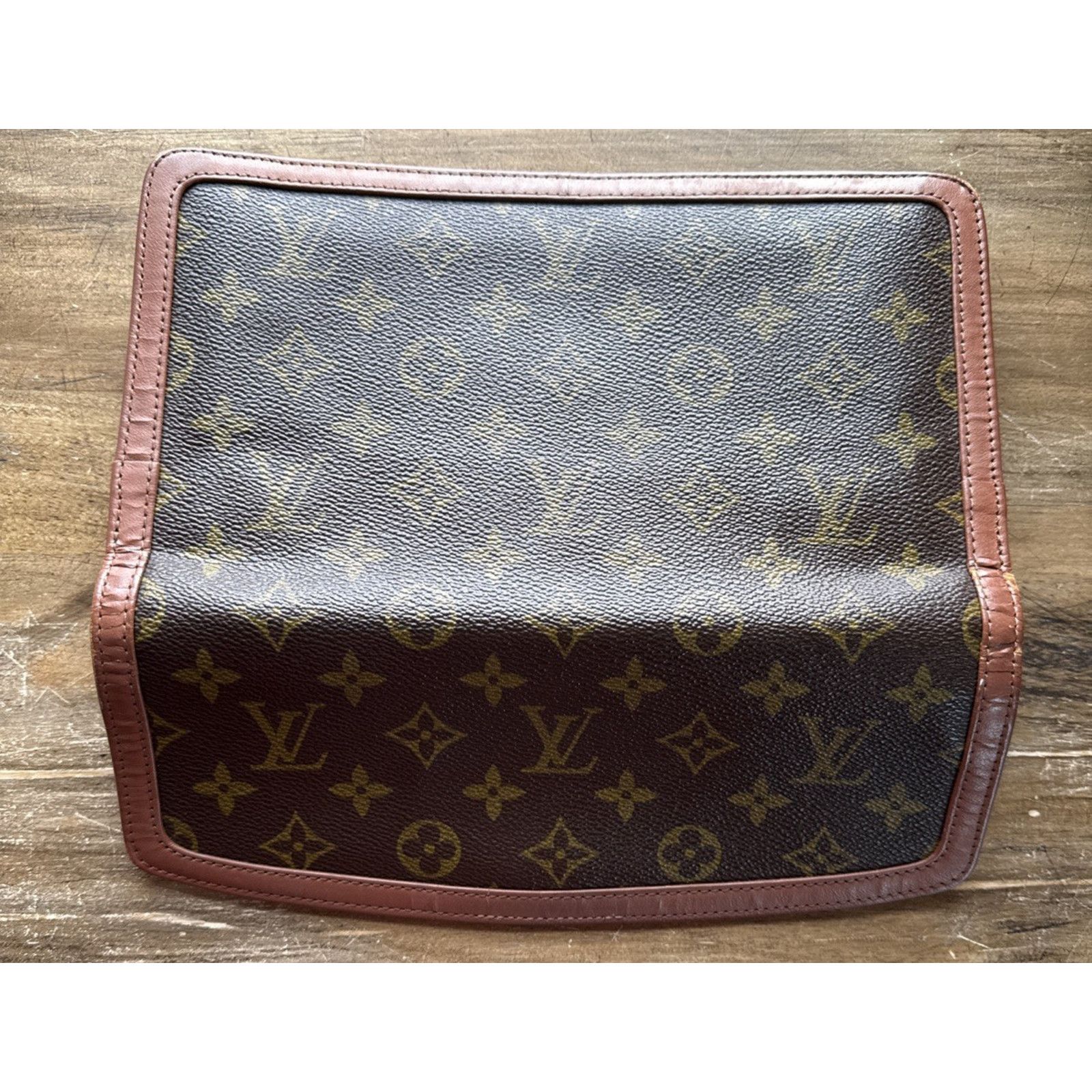 Louis Vuitton Louis Vuitton Monogram Pochette Dame Vintage Clutch Bag 941 Size ONE SIZE - 7 Thumbnail