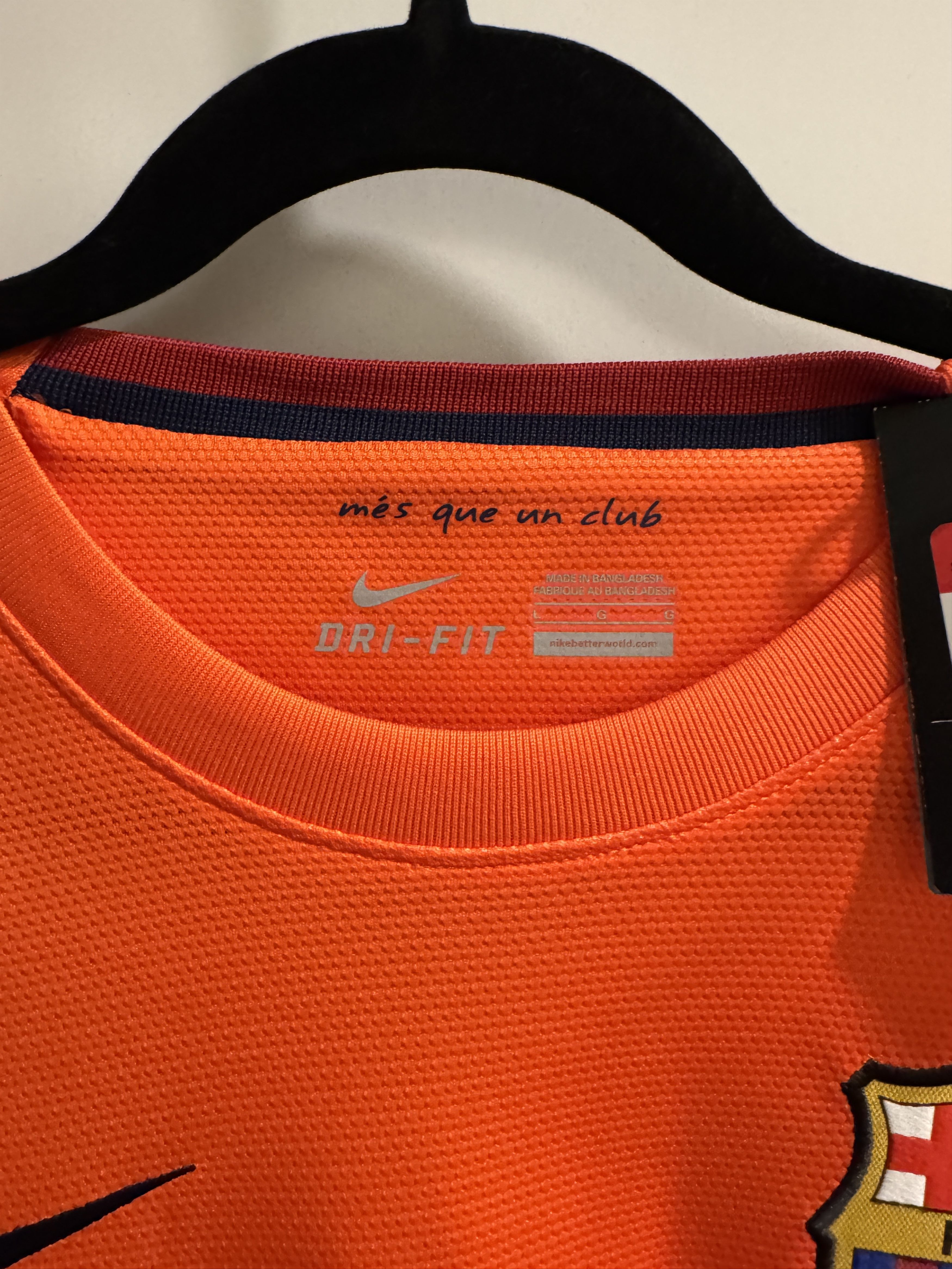 Nike DANI ALVES FC BARCELONA 2012 2013 AWAY JERSEY SOCCER Size US L / EU 52-54 / 3 - 4 Thumbnail