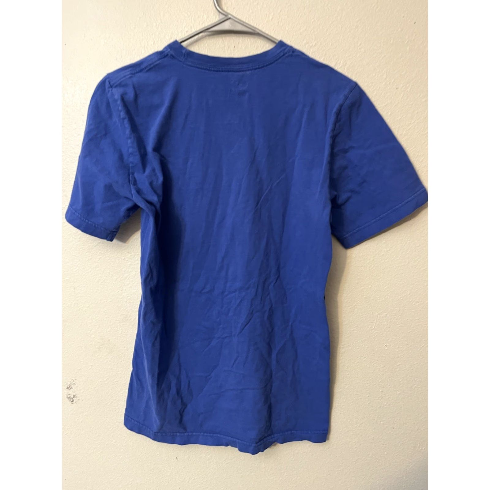 Nike Nike Tee T-Shirt Mens Blue Graphic Sz Small Regular Fit Graphic Size US S / EU 44-46 / 1 - 3 Thumbnail