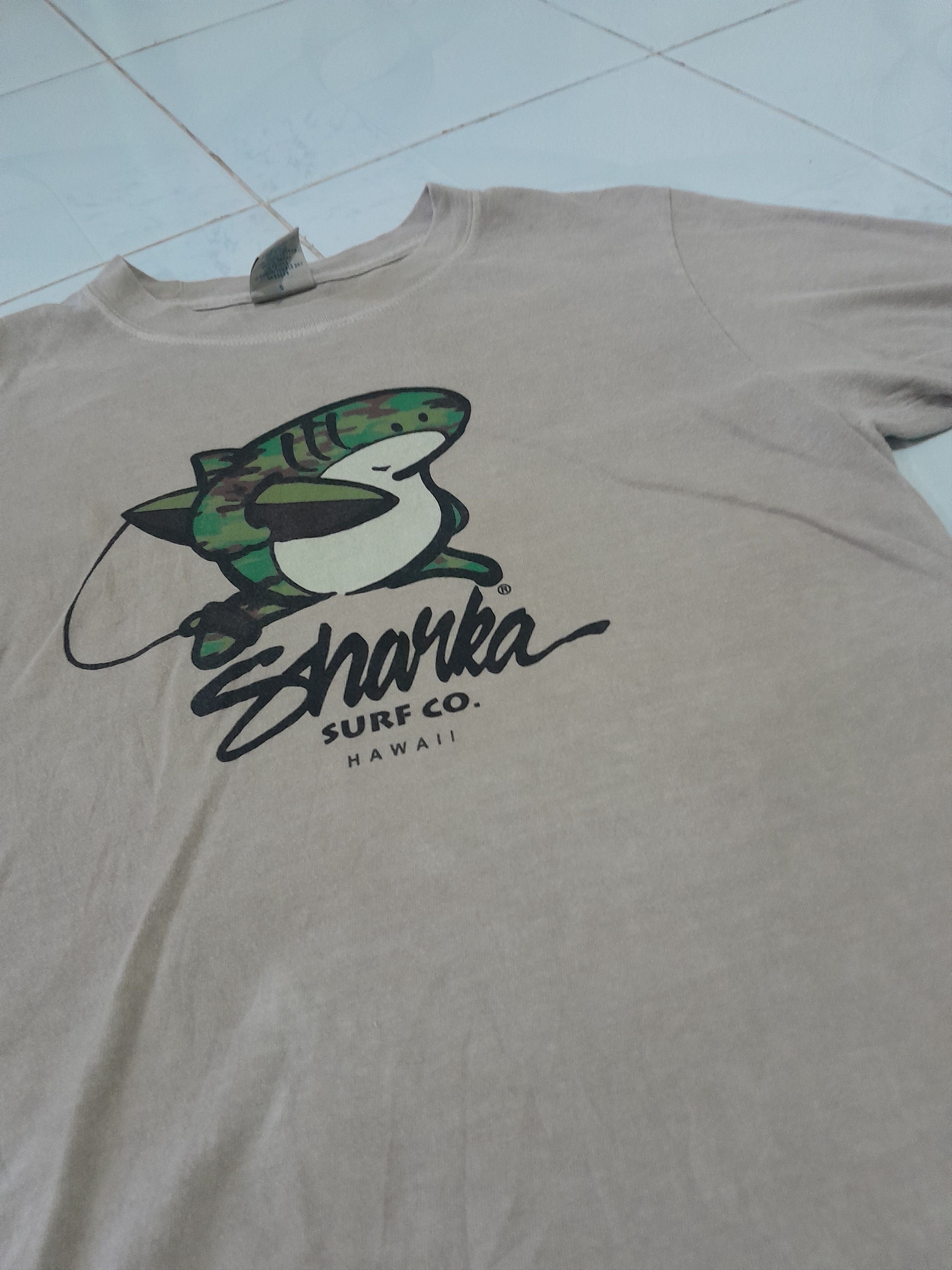Vintage Crazy hawai shark Size US S / EU 44-46 / 1 - 4 Thumbnail