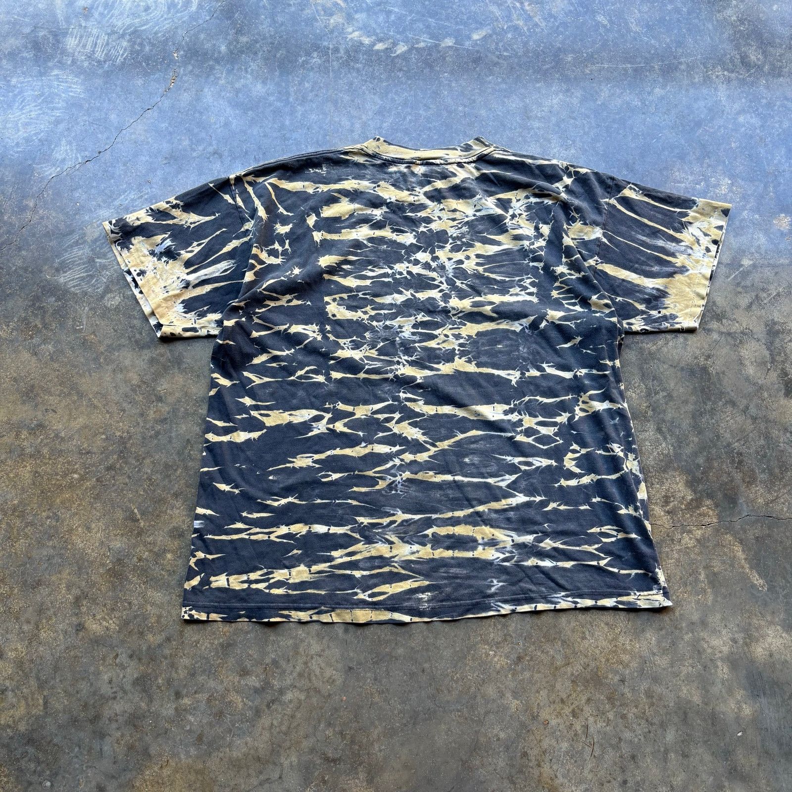 Vintage Crazy Vintage 90s Tiger nature t-shirt Size US XL / EU 56 / 4 - 5 Thumbnail