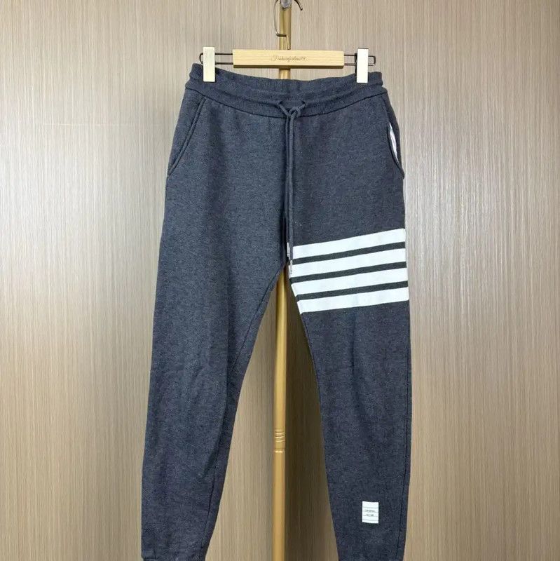 Thom Browne Thom Browne Gray Cotton Women's Casual Pants 0089 Size 26" / US 2 / IT 38 - 1 Thumbnail