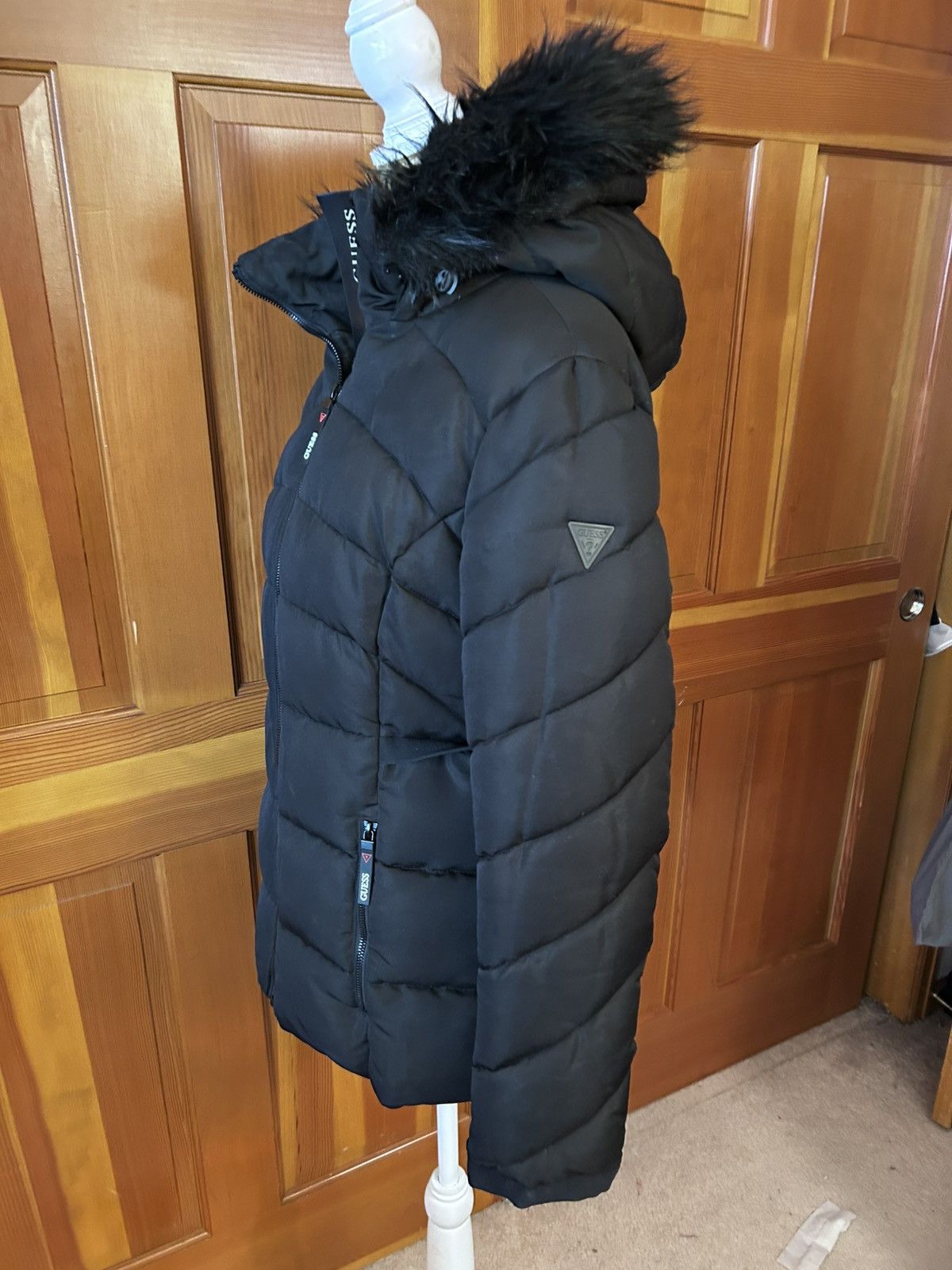 Guess Women’s GUESS Faux Fur Trim Hooded Puffer Jacket Size M / US 6-8 / IT 42-44 - 10 Thumbnail