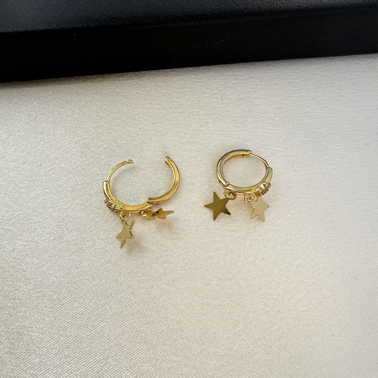 Designer 13mm Star Gold Hoop Earrings for Women Size ONE SIZE - 2 Thumbnail