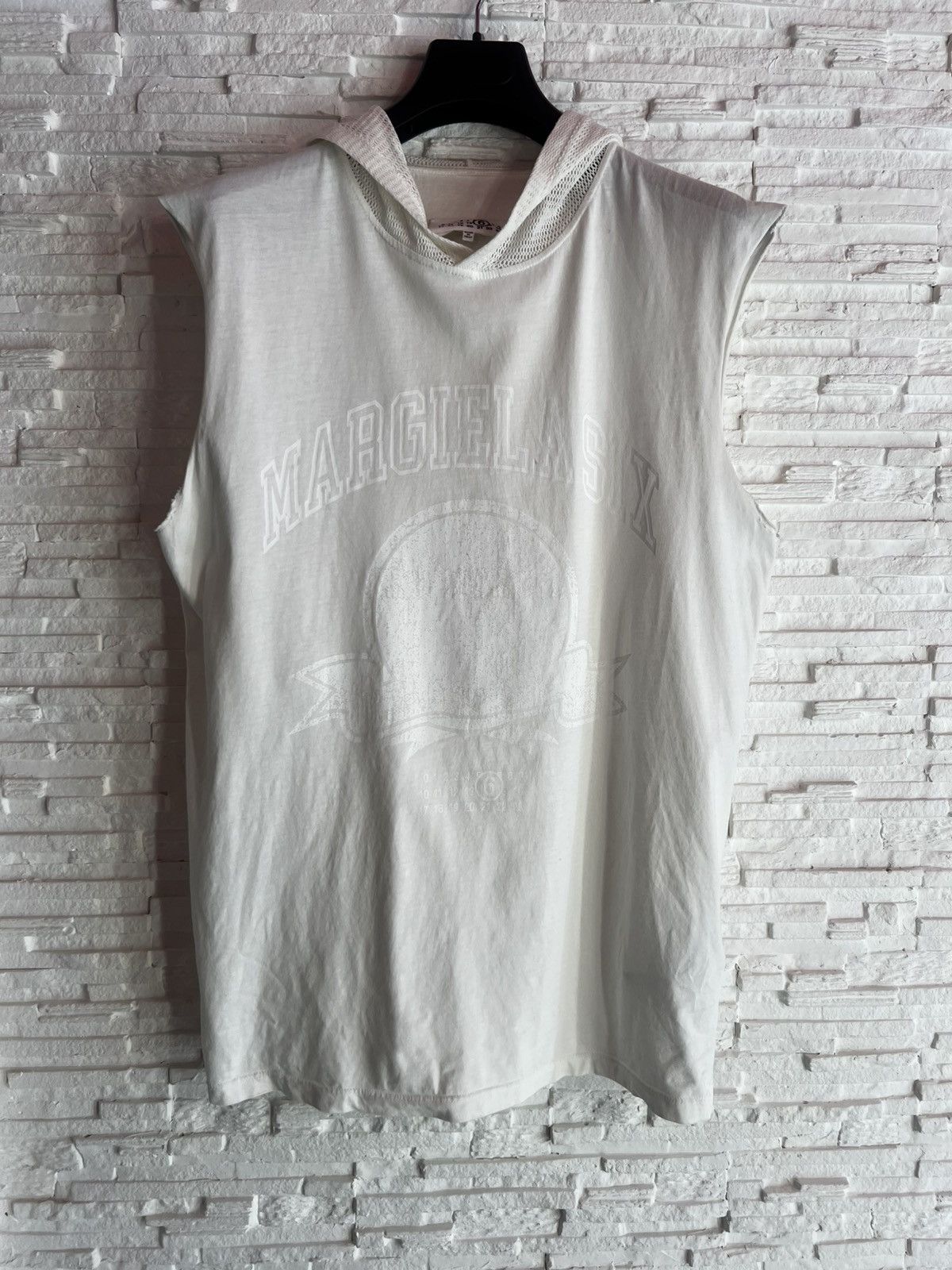Maison Margiela MM6 Maison Margiela White Hooded Tank Top Size M 2025 Size US M / EU 48-50 / 2 - 4 Thumbnail