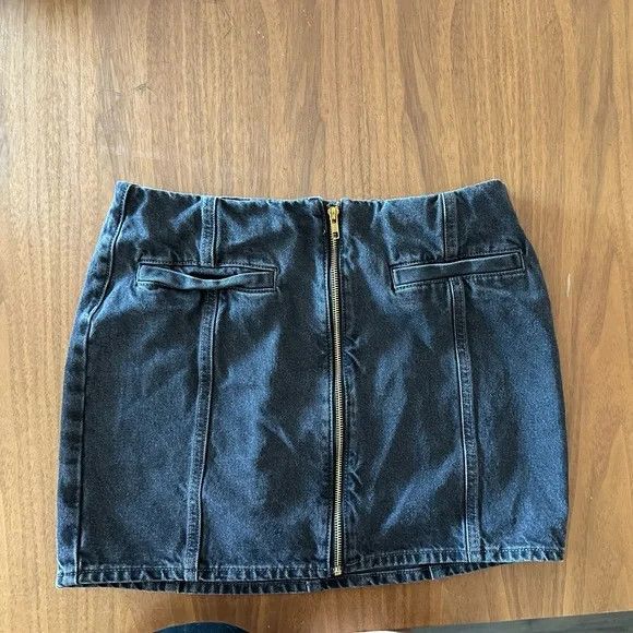 Old Navy Old Navy Black Denim Pencil Skirt Size 27" / US 4 / IT 40 - 1 Thumbnail
