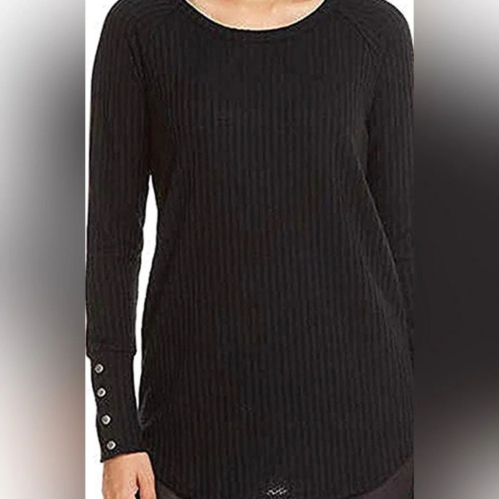 Chaser Brand Chaser long sleeved sweater lightweight, size Medium. Size M / US 6-8 / IT 42-44 - 1 Thumbnail