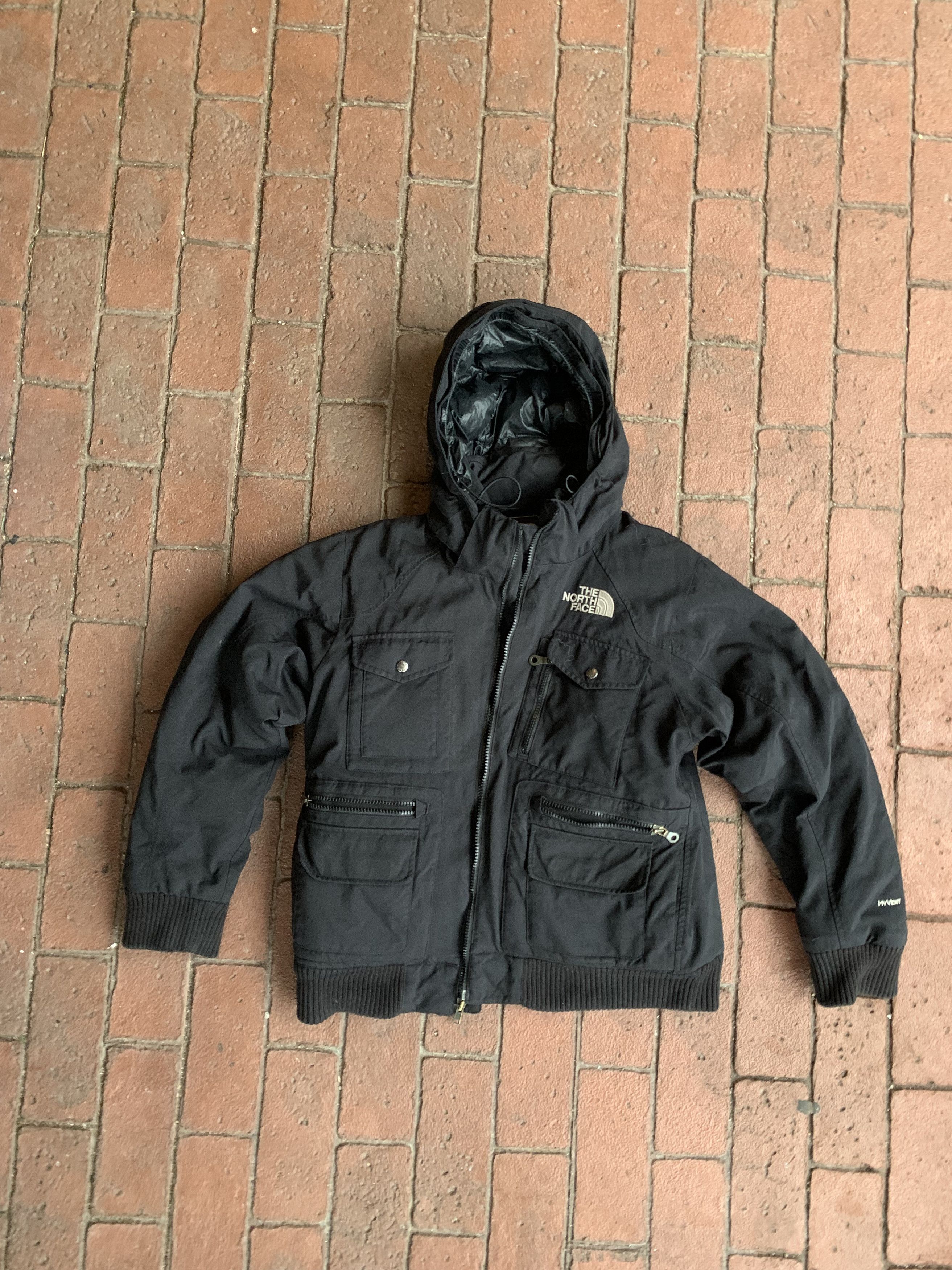 The North Face Heavy North Face Jacket Size US L / EU 52-54 / 3 - 1 Thumbnail