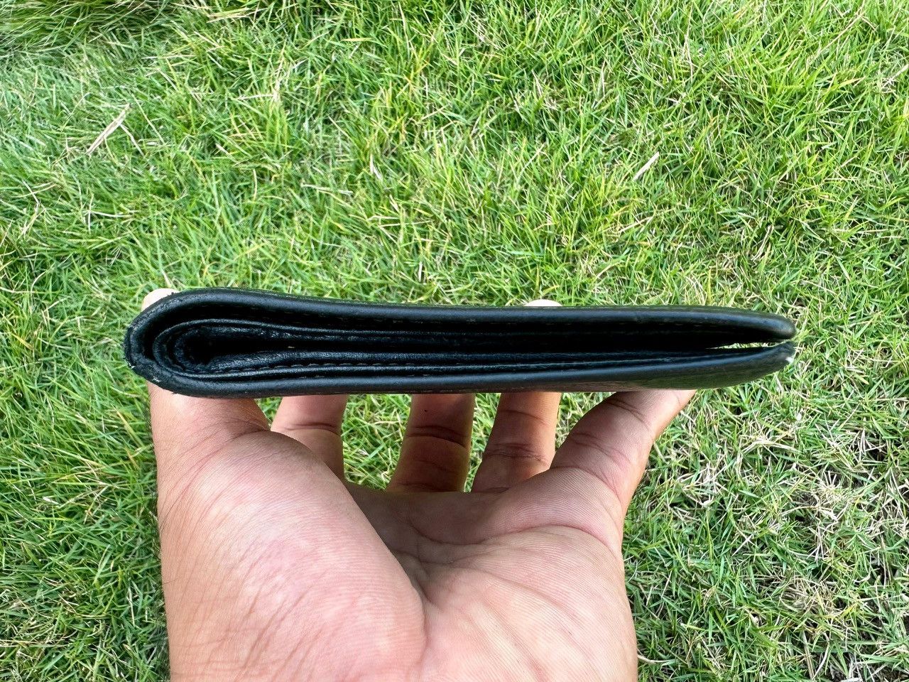 Gucci Authentic Gucci Interlocking G Logo Leather Bi-Fold Wallet Size ONE SIZE - 6 Thumbnail
