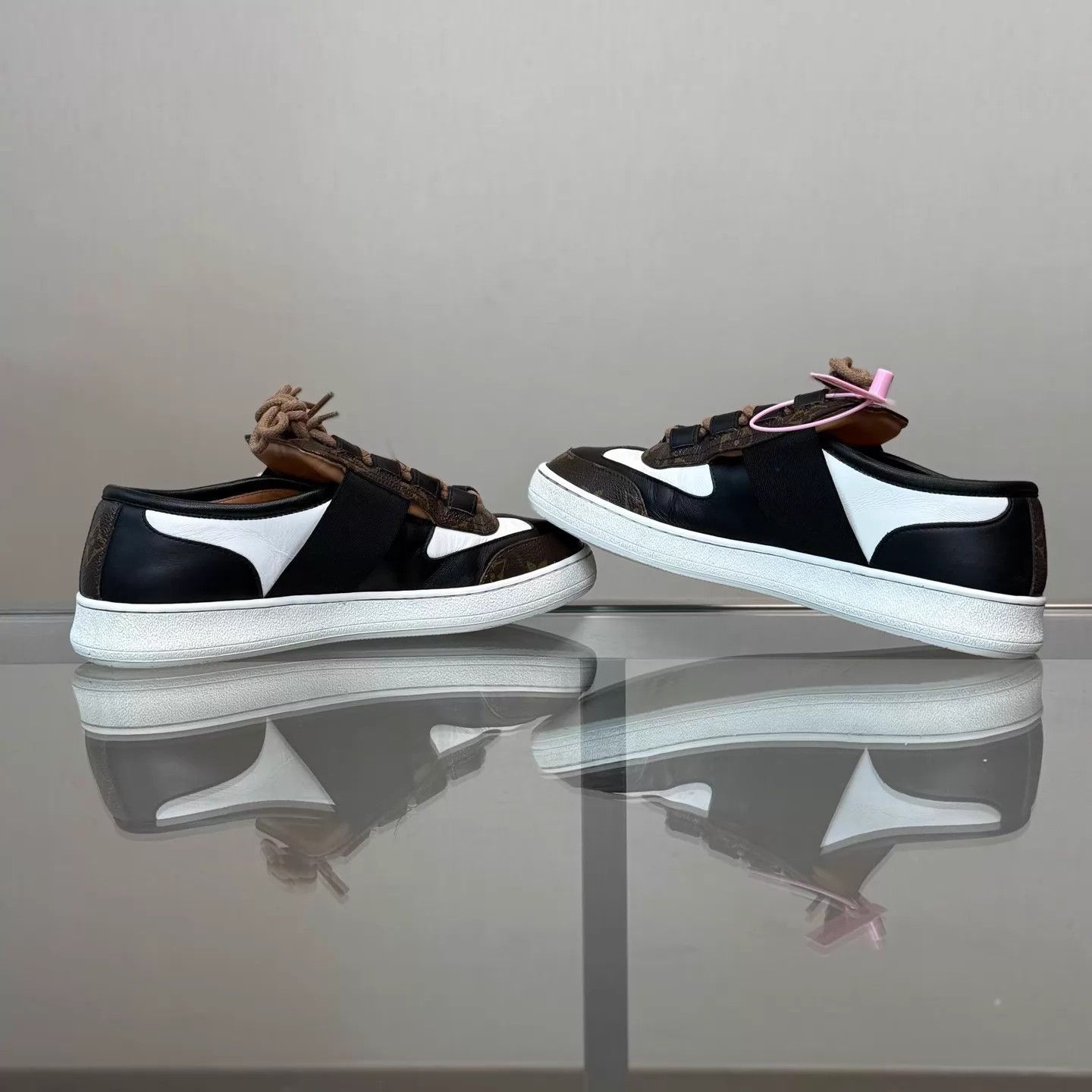Louis Vuitton LV Monogram Color Blocked Sneaker 39 98 Size US 8.5 / IT 38.5 - 6 Thumbnail