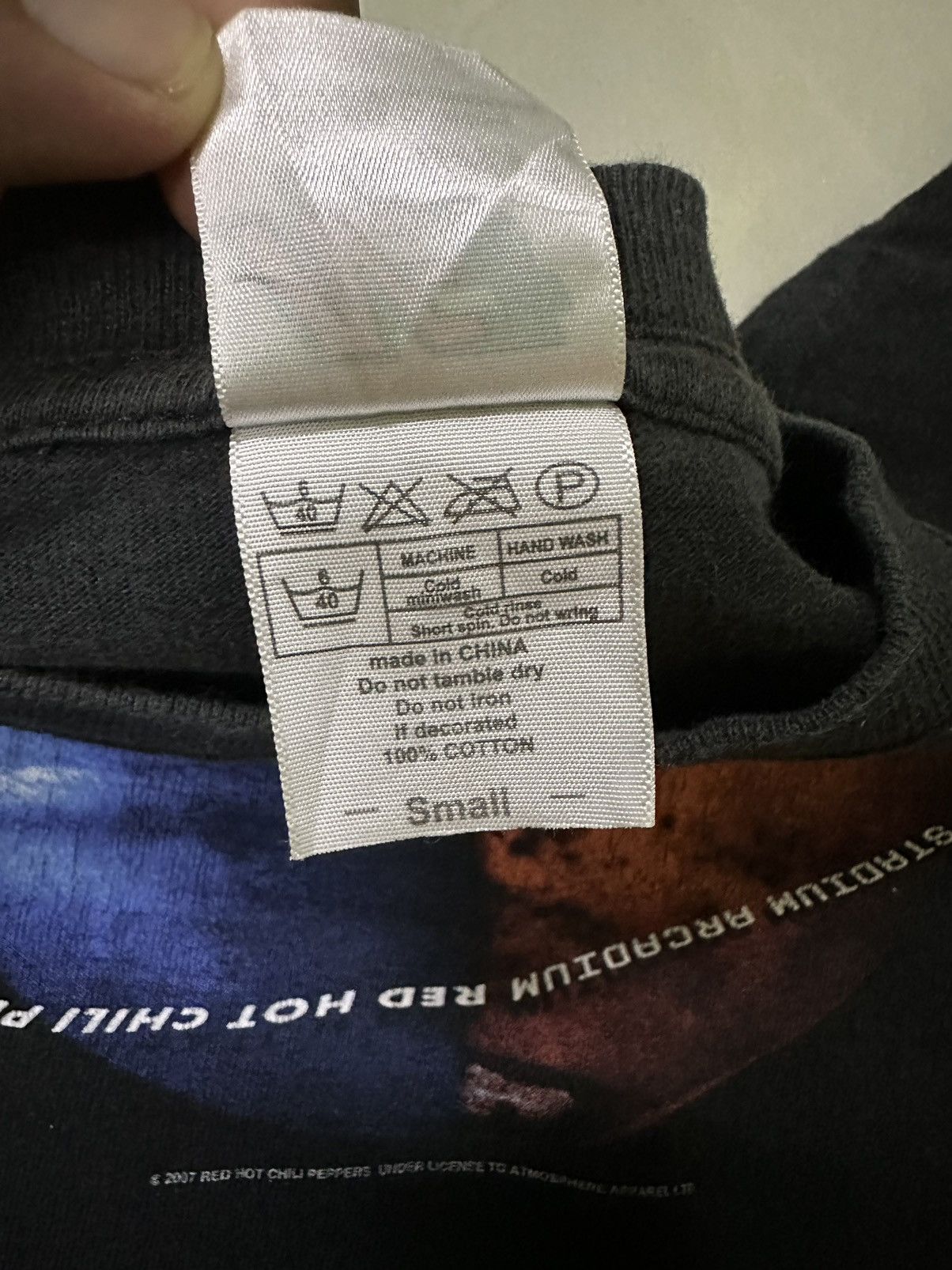 Band Tees × Vintage Vintage 2007 RHCP Atmosphere Japan Tour Tee Small Size US S / EU 44-46 / 1 - 11 Thumbnail