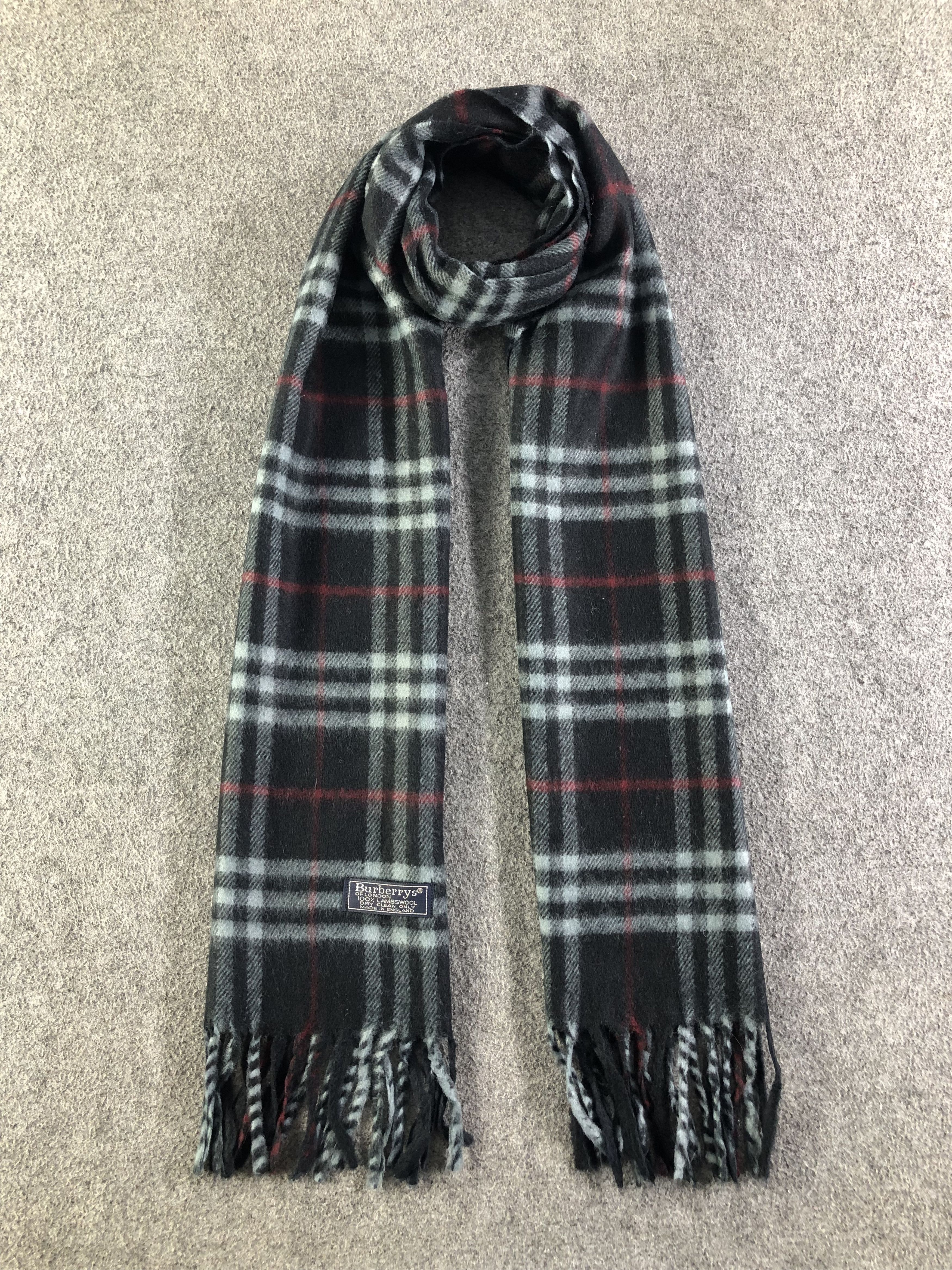 Burberry Burberry Scarf / Muffler / Neckwear SS1372 Size ONE SIZE - 1 Thumbnail