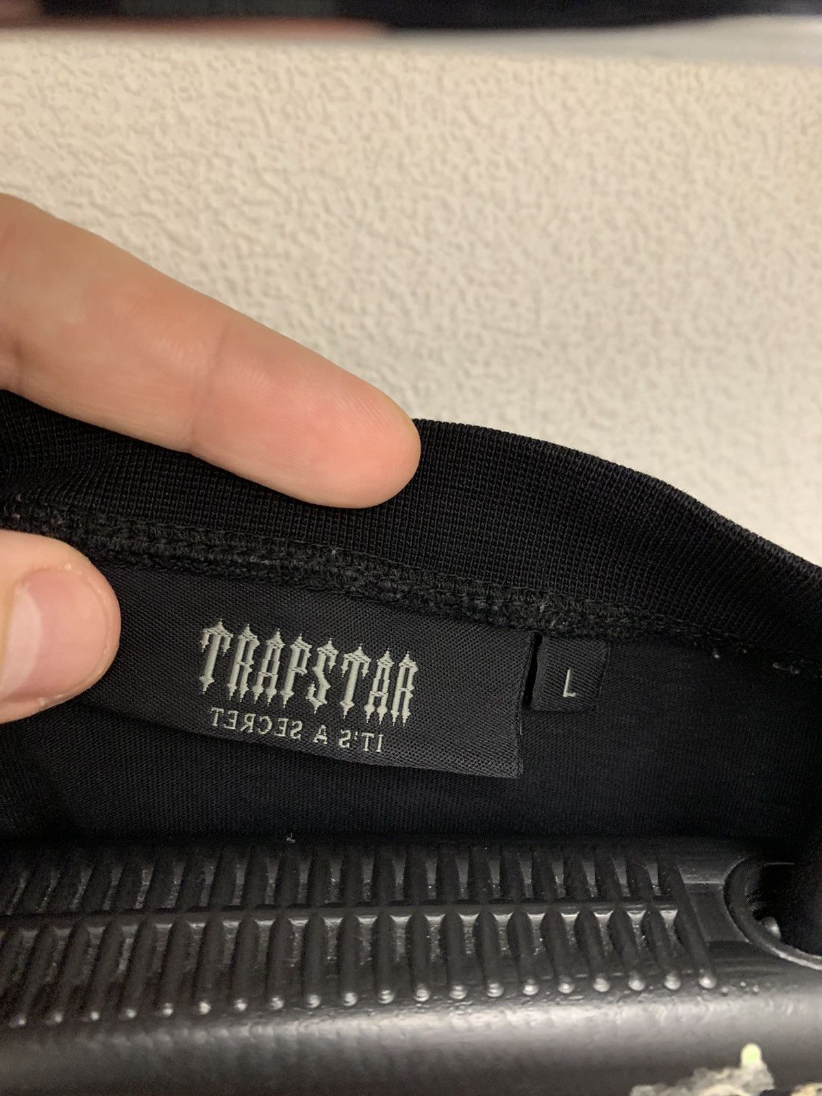 Trapstar London Trapstar big logo black t-shirt L sz Size US L / EU 52-54 / 3 - 5 Thumbnail