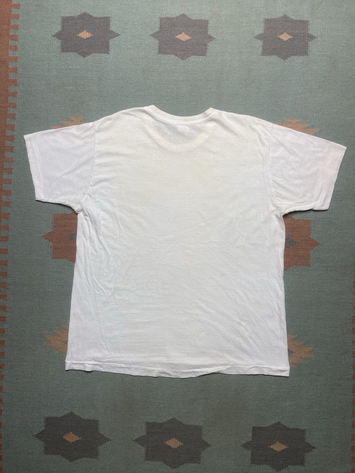 Vintage 80s blank white t shirt fruit of loom grunge worn soft XL Size US L / EU 52-54 / 3 - 7 Thumbnail