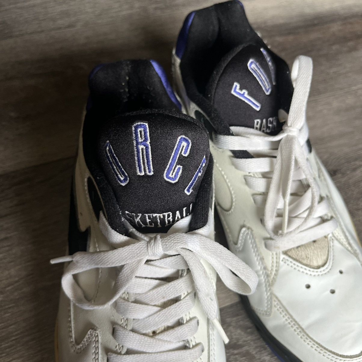 Nike Rare Vintage 1992 Nike Force Basketball Low OG Shoes Size 9 Size US 9 / EU 42 - 6 Thumbnail