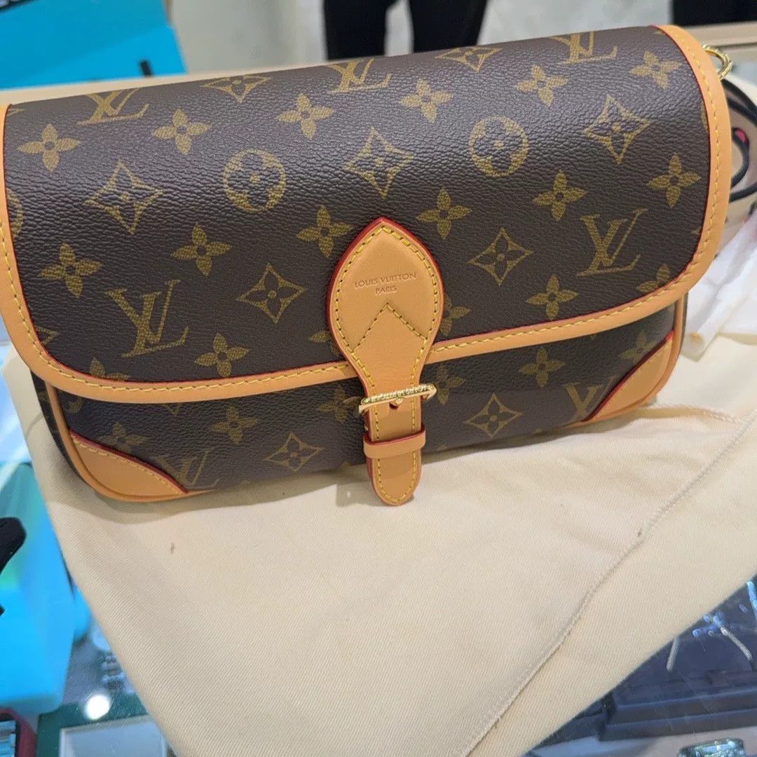 Louis Vuitton Pre-loved Bag Very good condition Size ONE SIZE - 1 Thumbnail