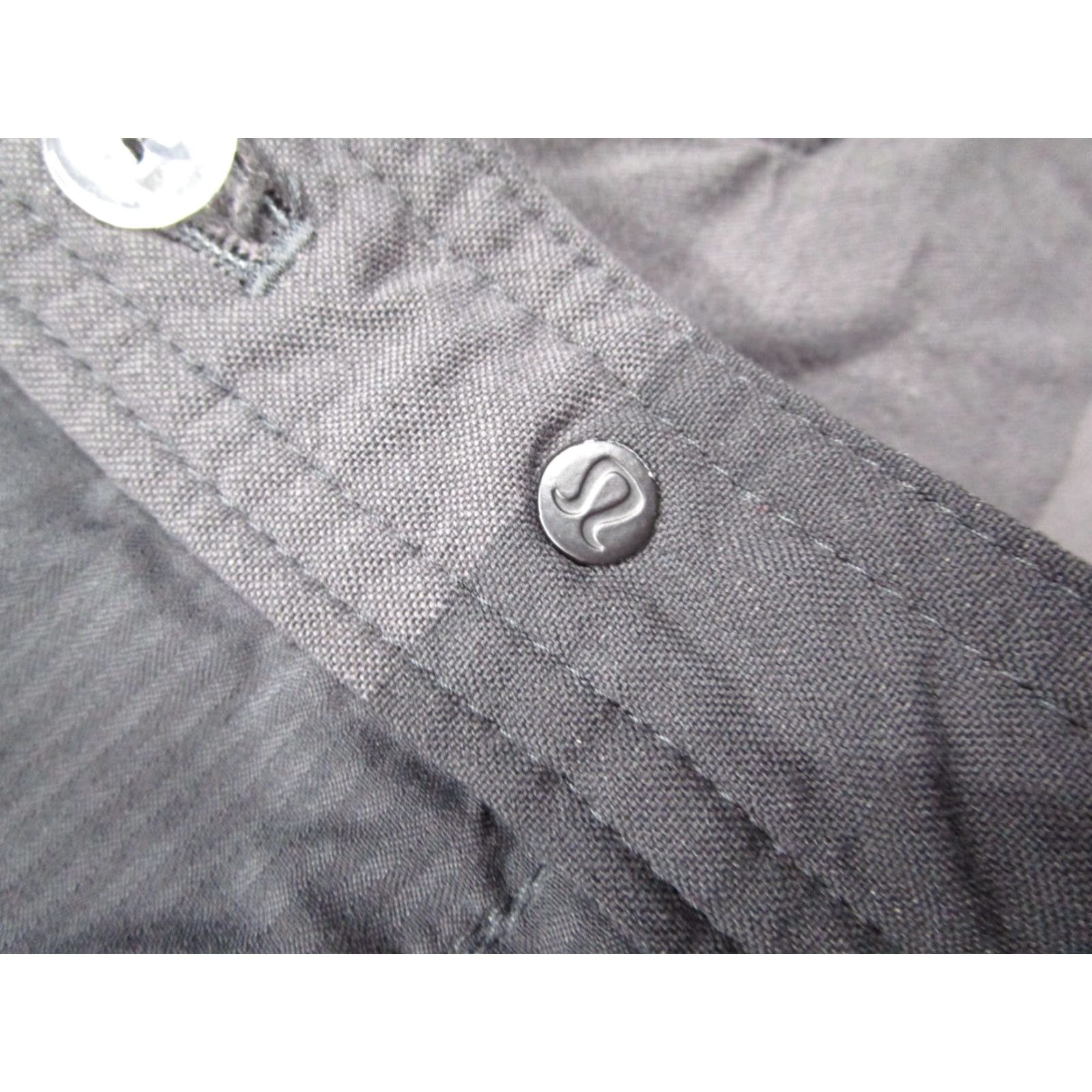 Lululemon Lululemon Shorts Mens 34 Gray Flat Front 10" Active Casual Walk Stretch Golf Size US 34 / EU 50 - 2 Thumbnail