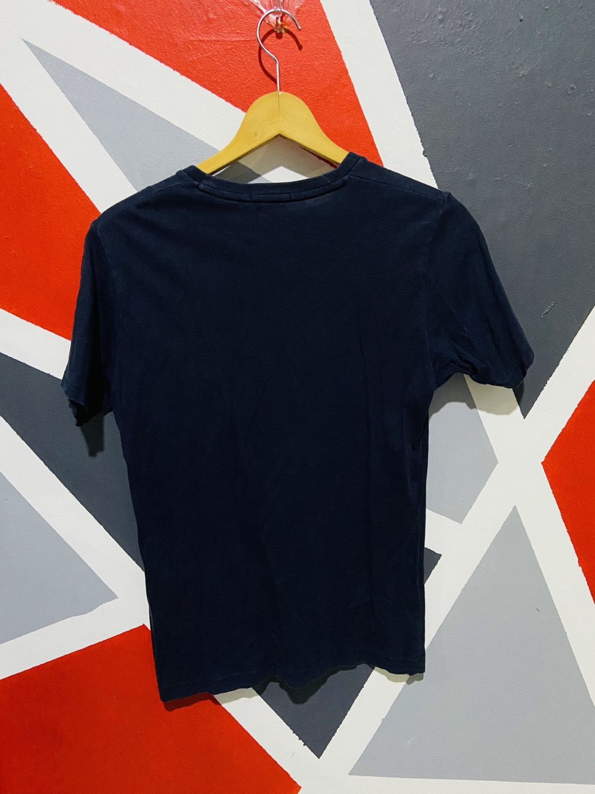 Jean-Michel Basquiat Uniqlo Jean Michel Basquiat Art rare retro t-shirt hype Y2K Size US S / EU 44-46 / 1 - 2 Thumbnail