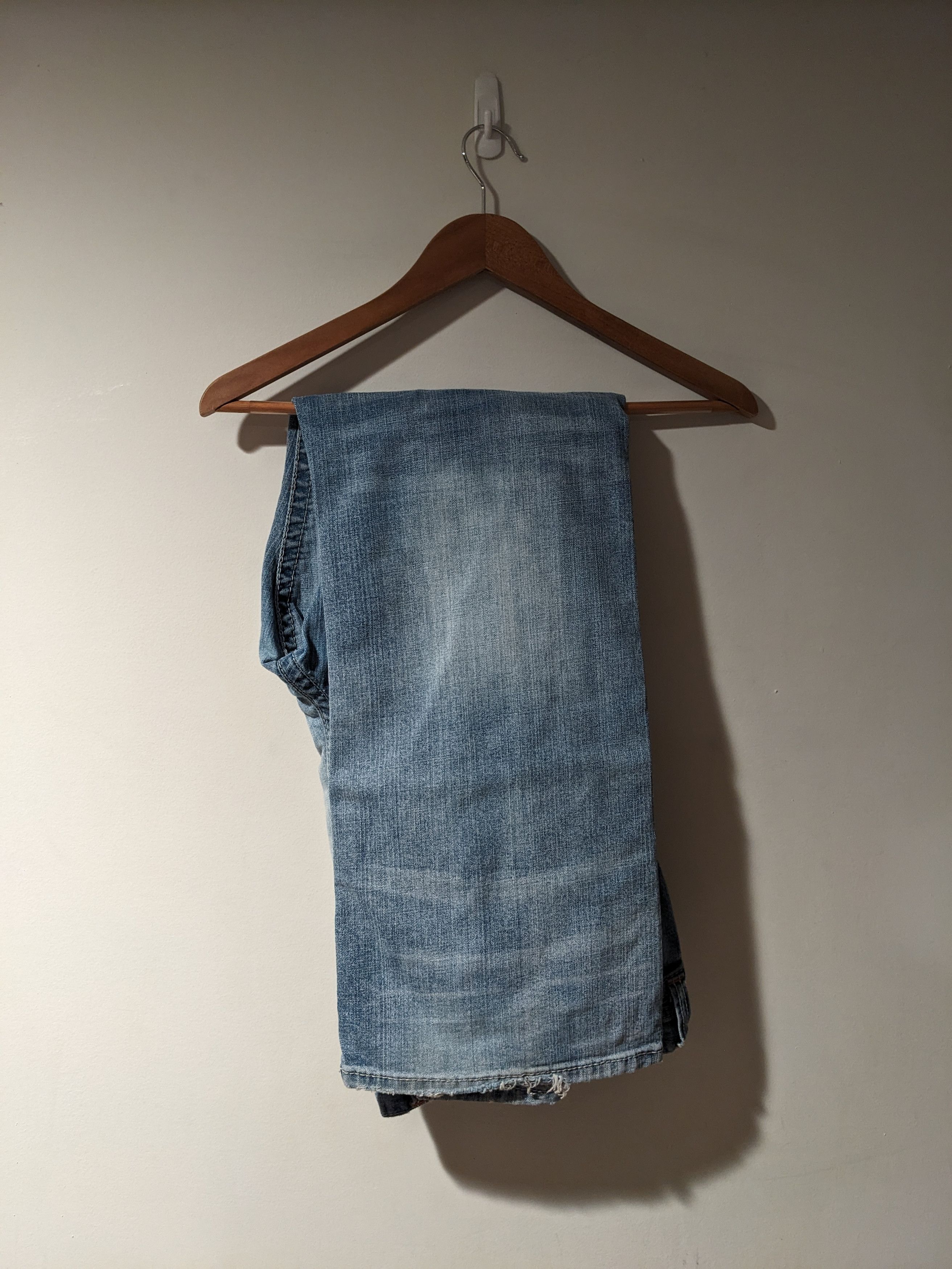Vintage Y2K Affliction Size 40 Blue Denim Jeans