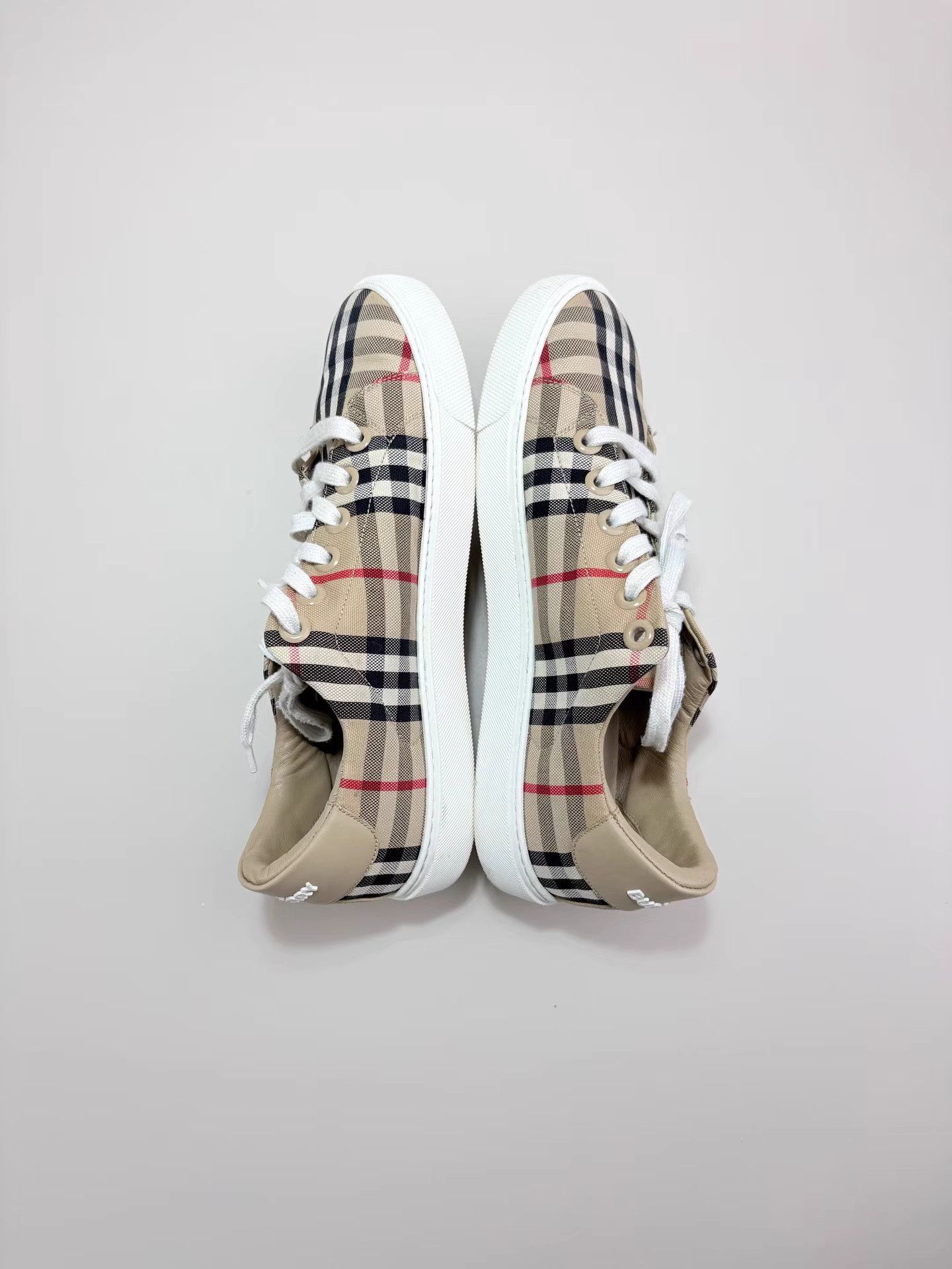 Burberry BURBERRY Check Low-top Sneakers K1 Size US 9 / IT 39 - 4 Thumbnail