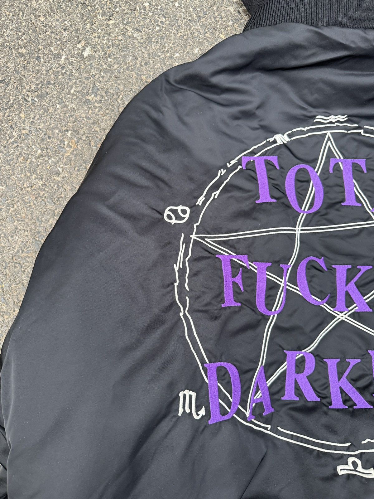 Vetements *RARE* Vetements AW16 Total Fucking Darkness (TFD) Bomber Size US XS / EU 42 / 0 - 2 Thumbnail